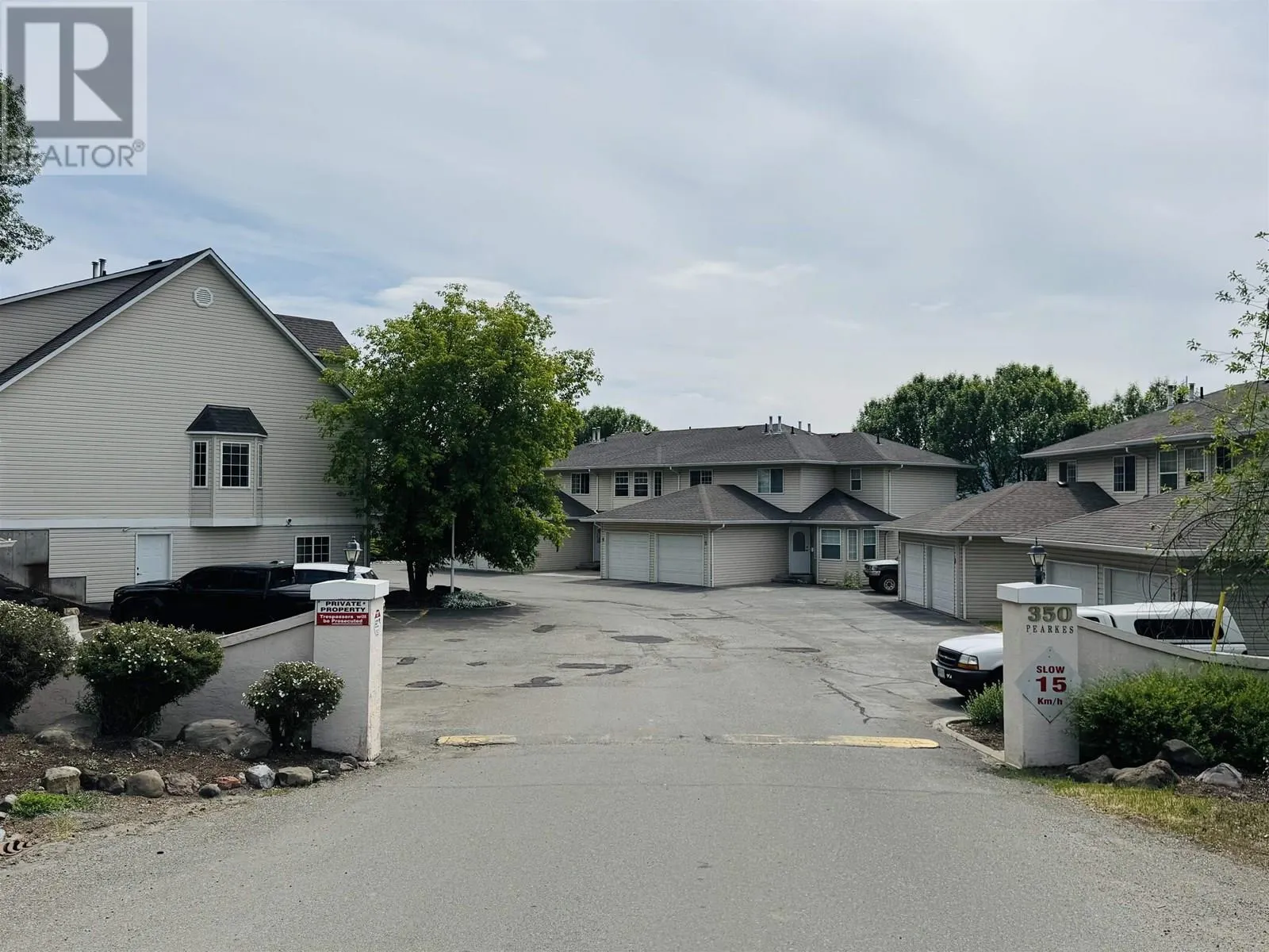 6 350 PEARKES DRIVE
