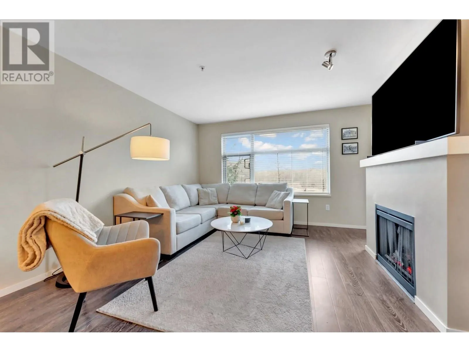 302 300 KLAHANIE DRIVE