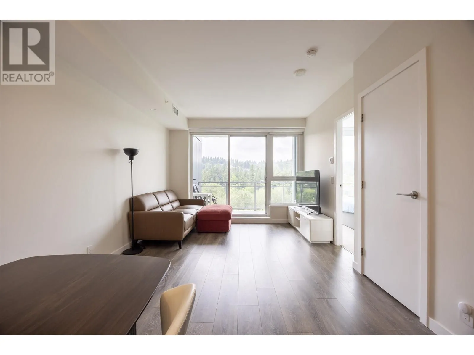 1806 308 MORRISSEY ROAD