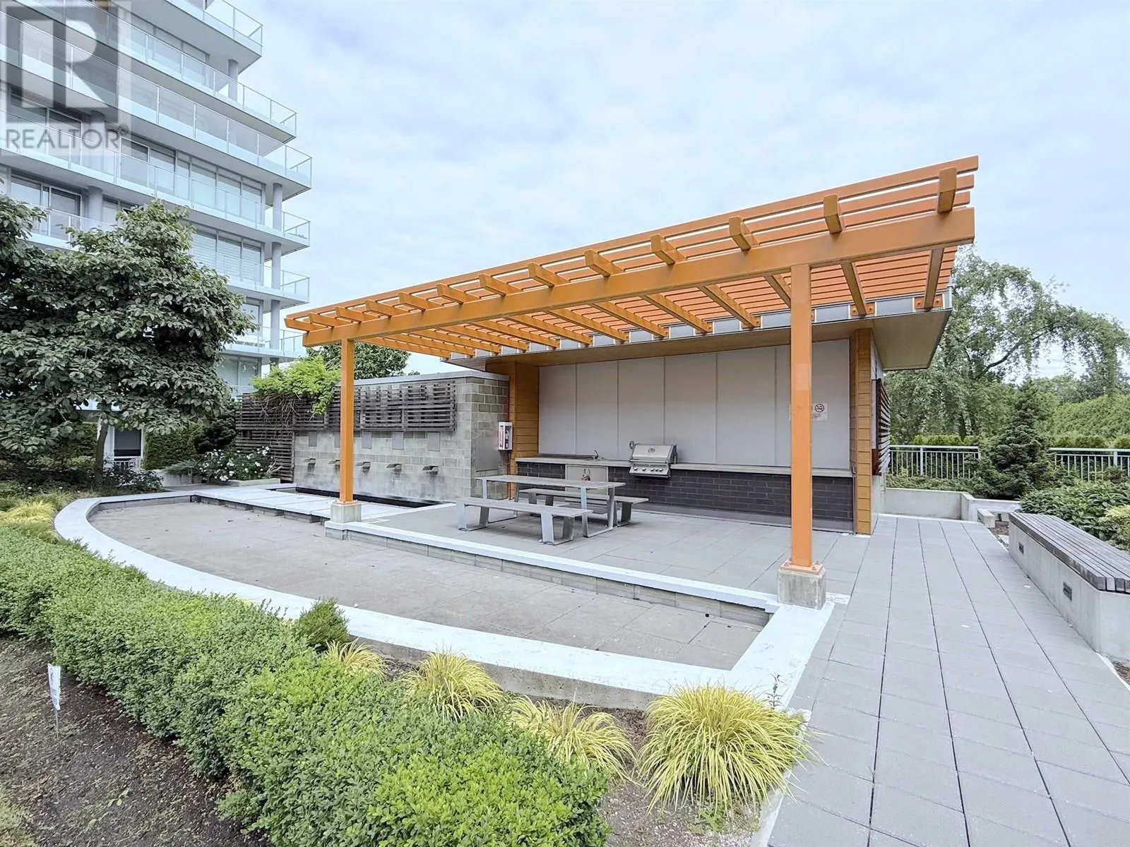 322 12339 STEVESTON HIGHWAY