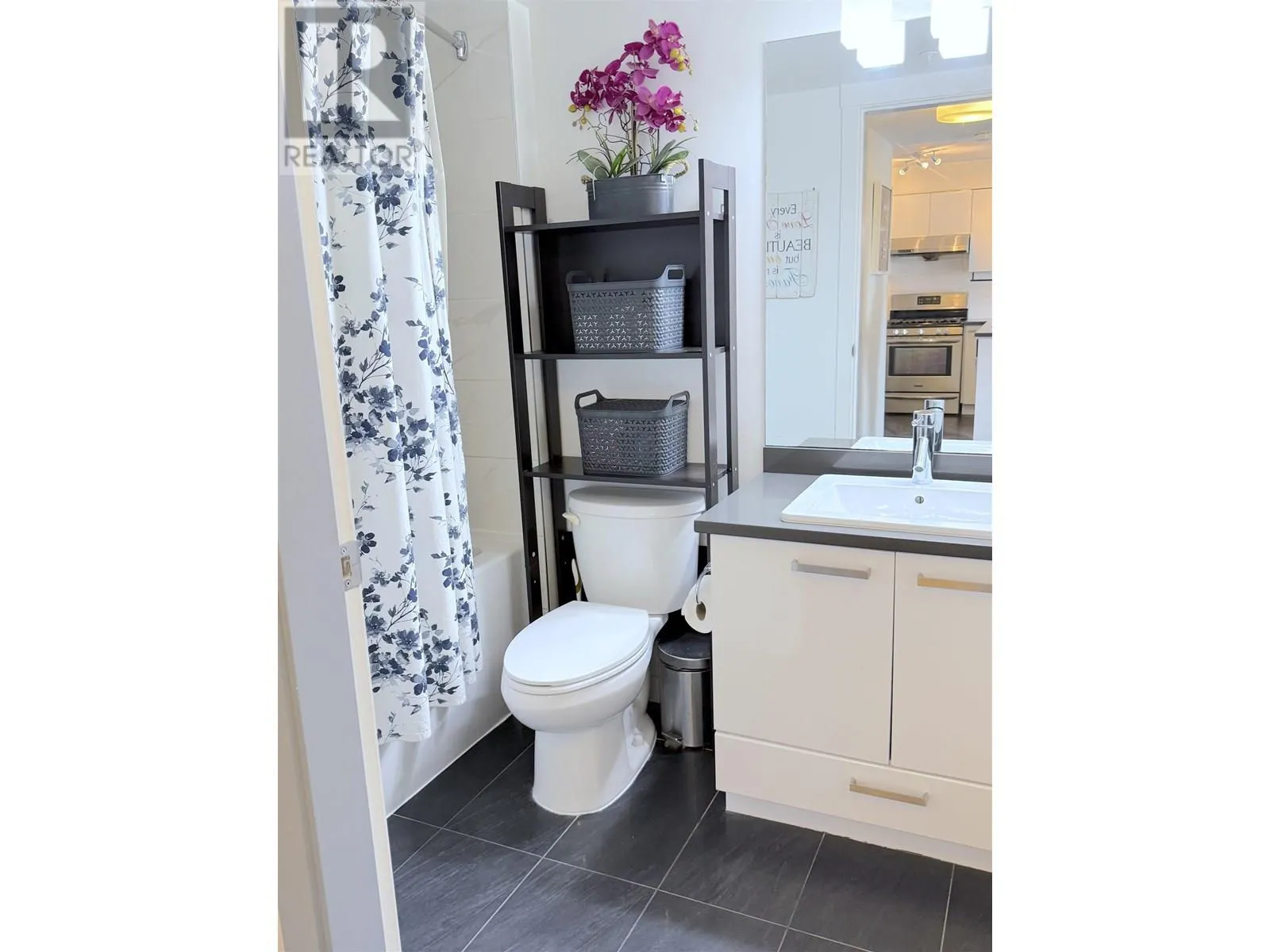 322 12339 STEVESTON HIGHWAY