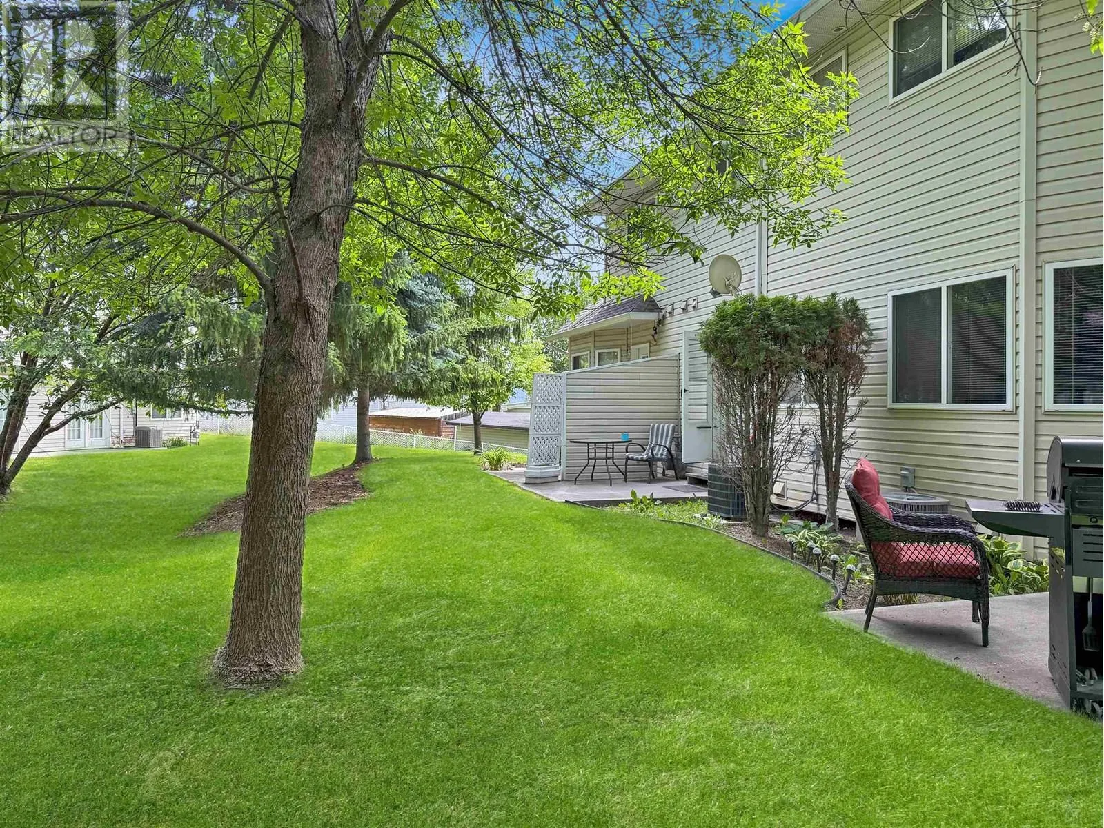 28 350 PEARKES DRIVE