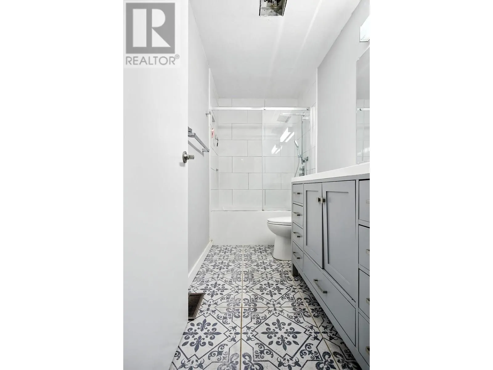 317 B EVERGREEN DRIVE