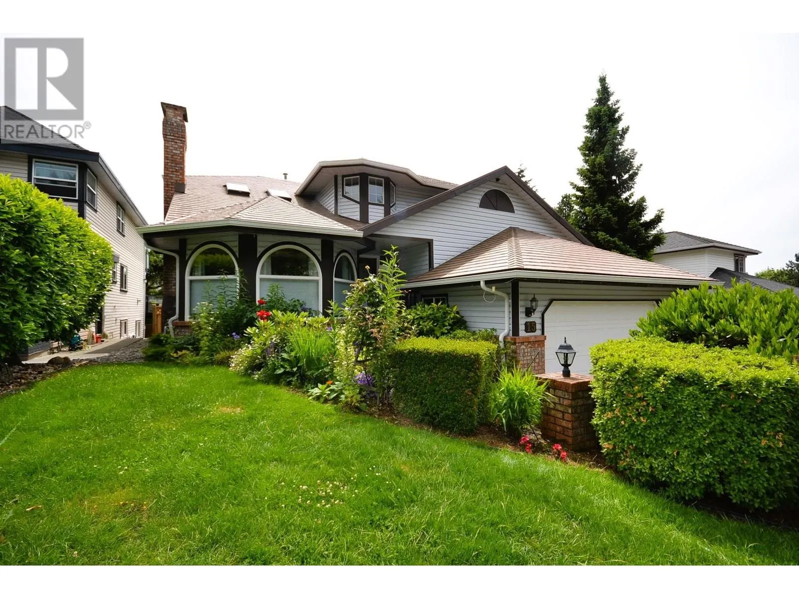 15 PARKWOOD PLACE