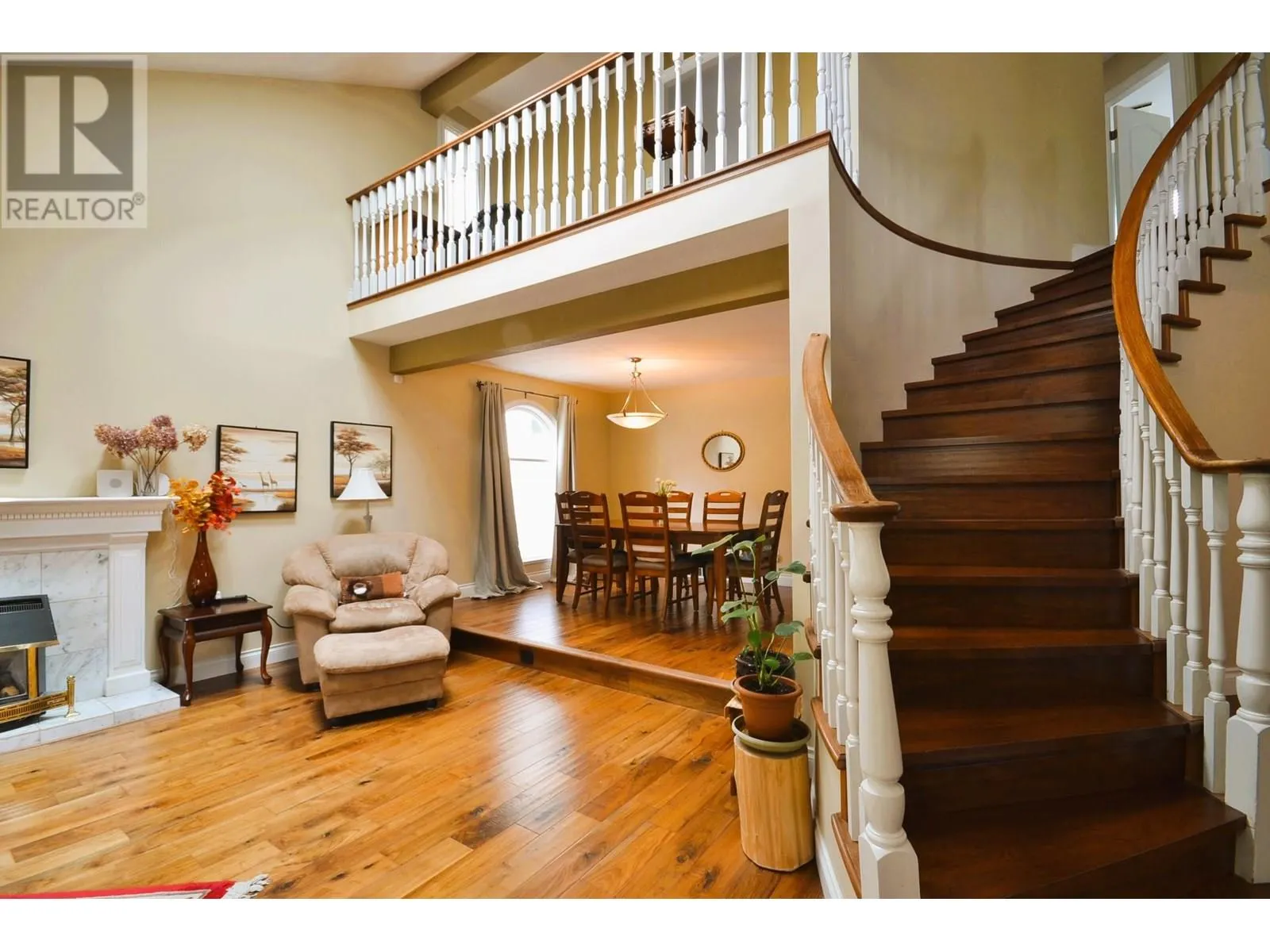 15 PARKWOOD PLACE