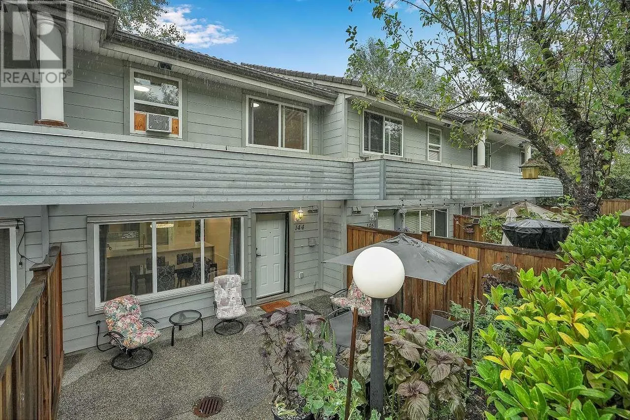 144 SHORELINE CIRCLE
