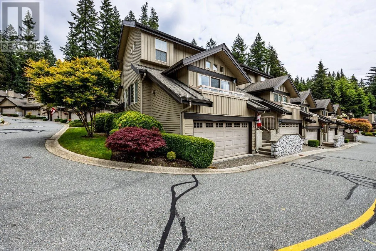 50 1550 LARKHALL CRESCENT