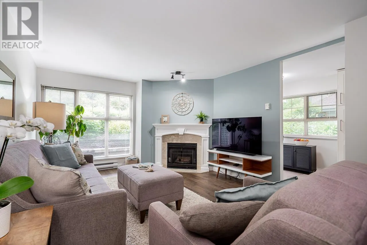 56 65 FOXWOOD DRIVE