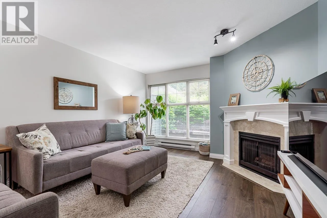 56 65 FOXWOOD DRIVE