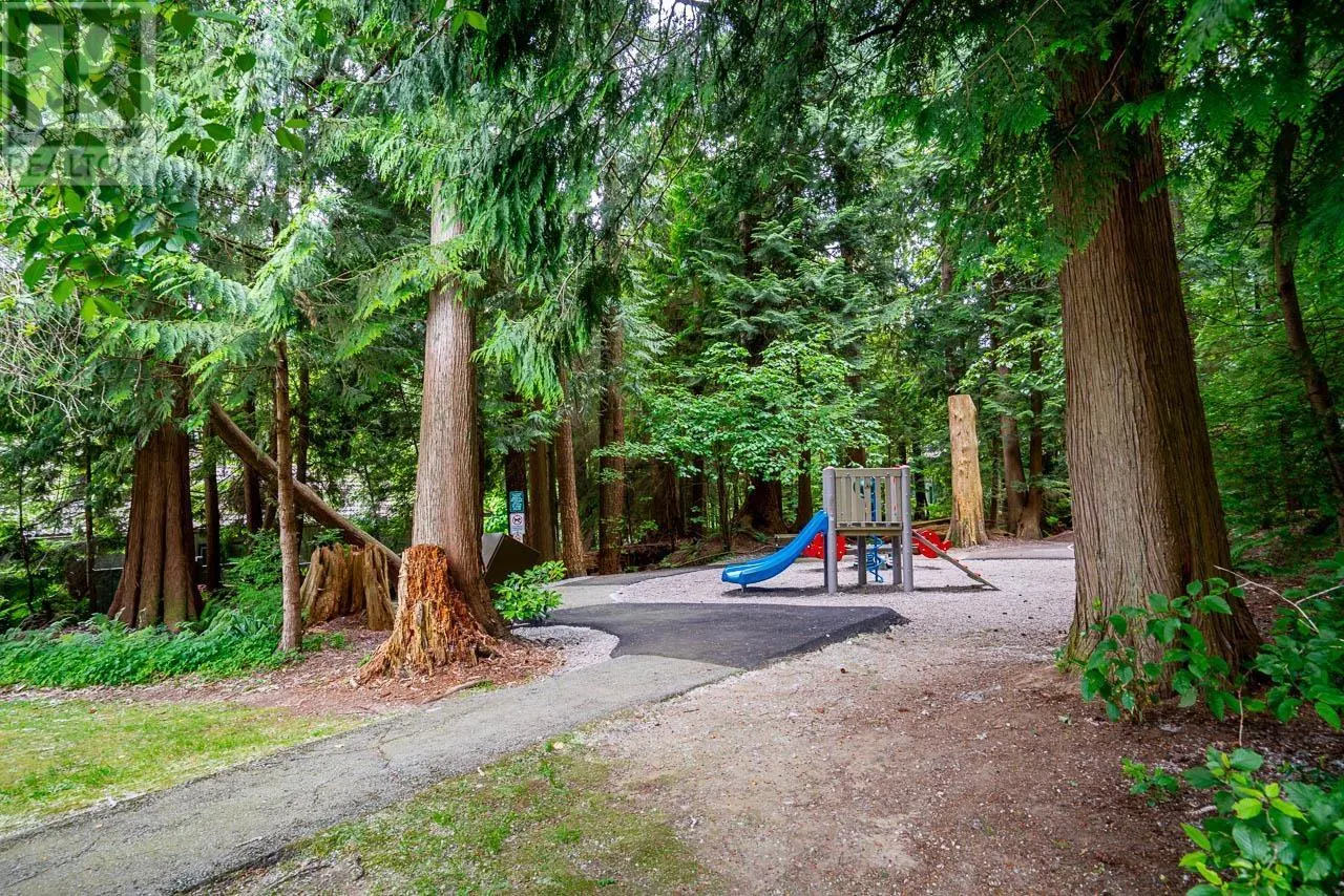 56 65 FOXWOOD DRIVE