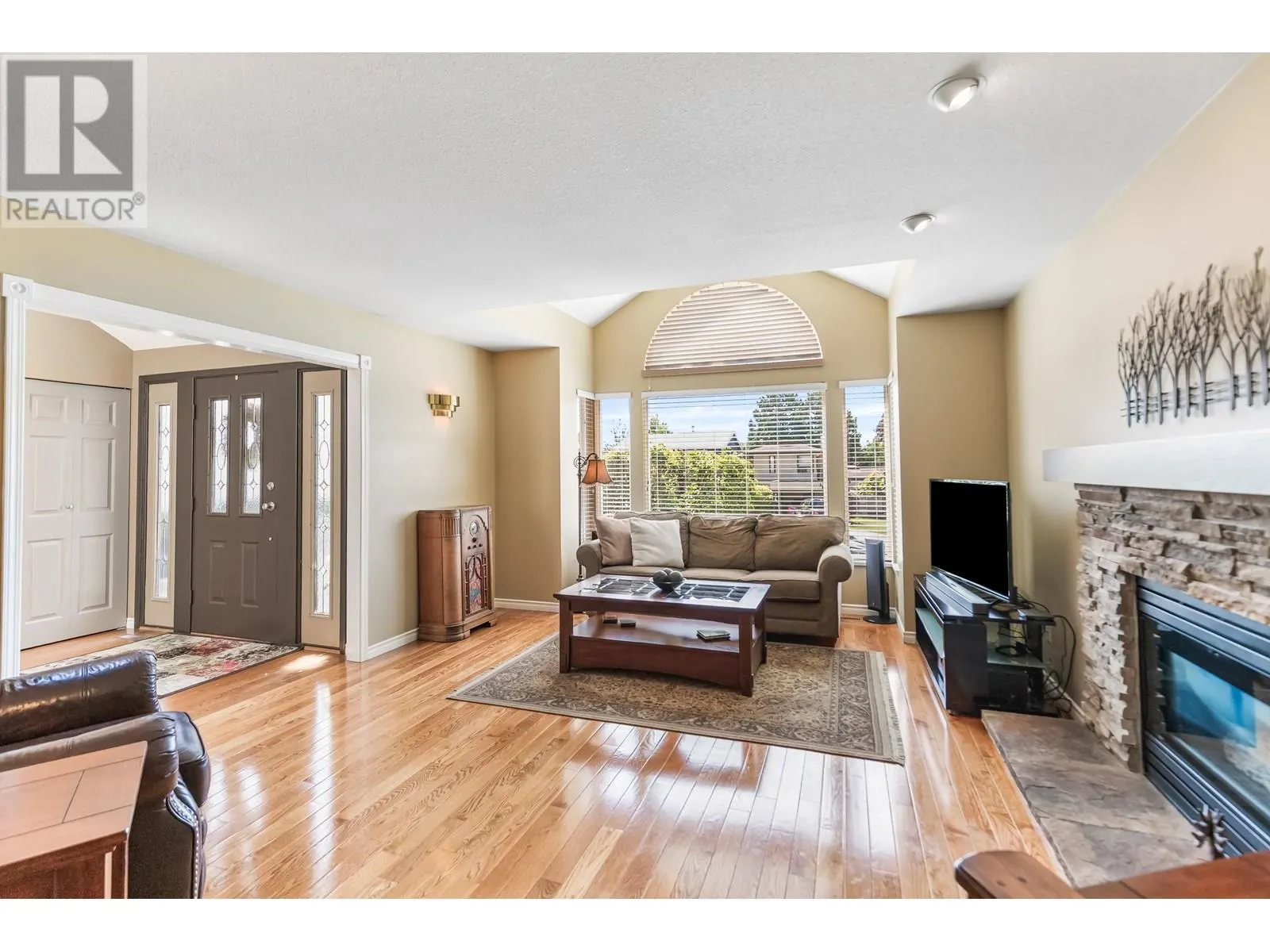 19031 MITCHELL ROAD