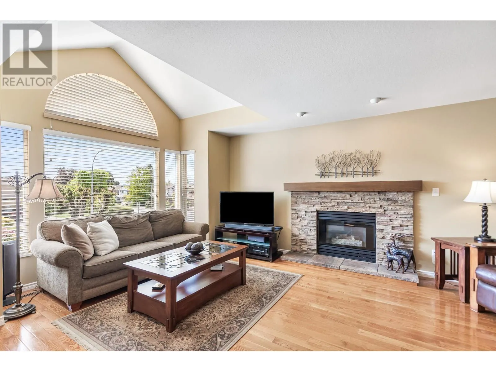 19031 MITCHELL ROAD
