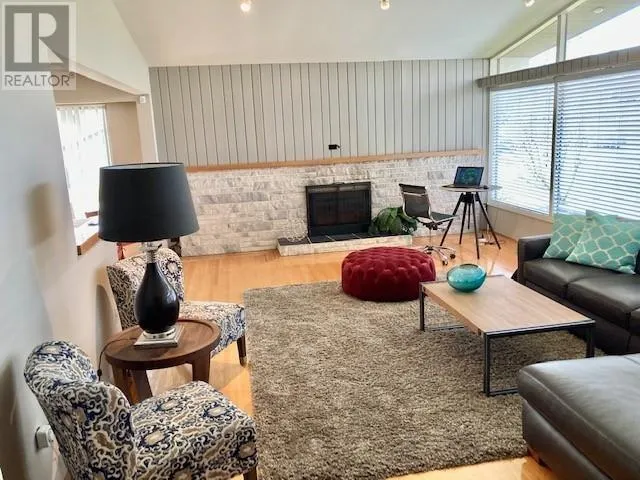 708 W 48TH AVENUE