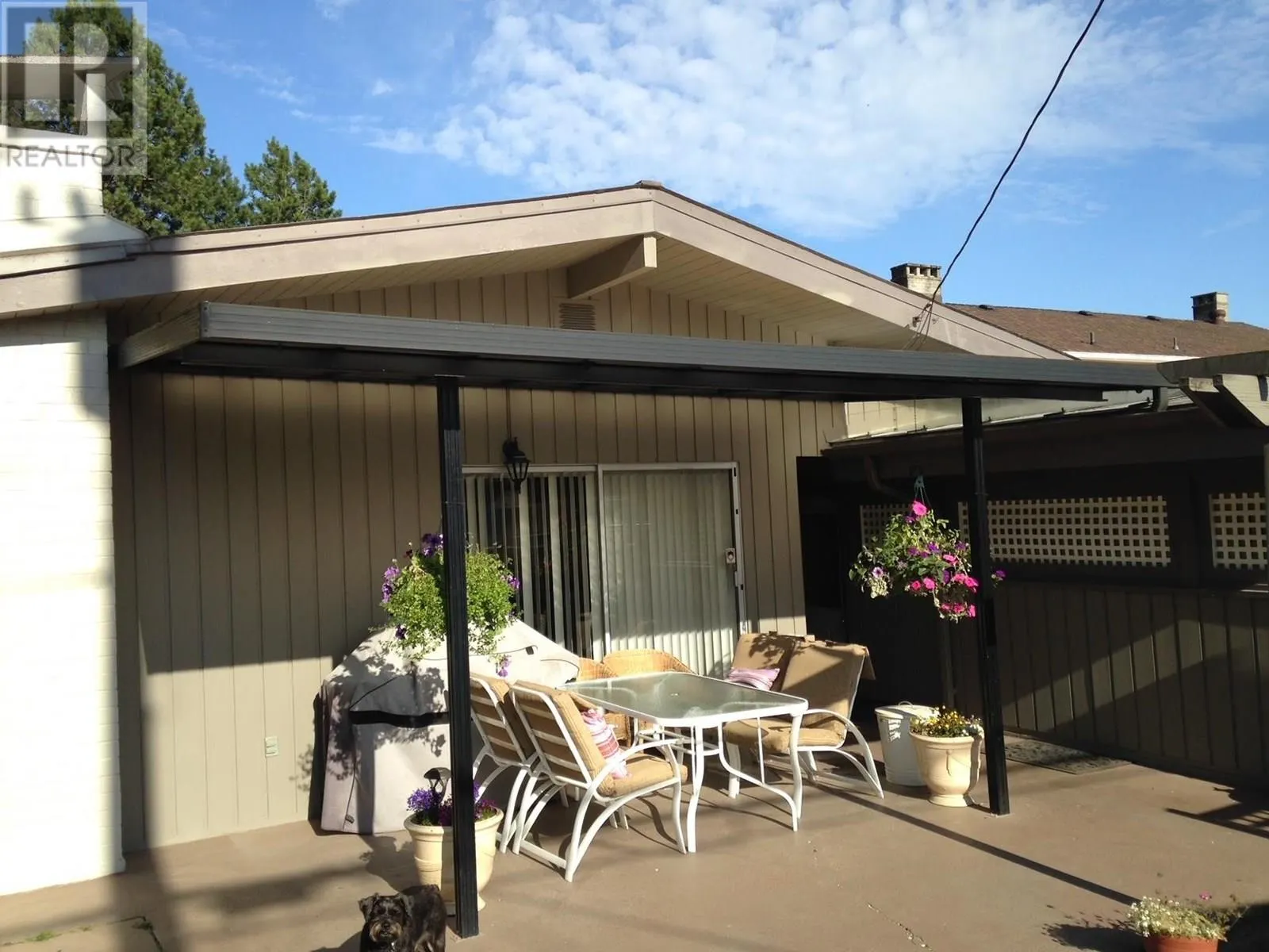 708 W 48TH AVENUE