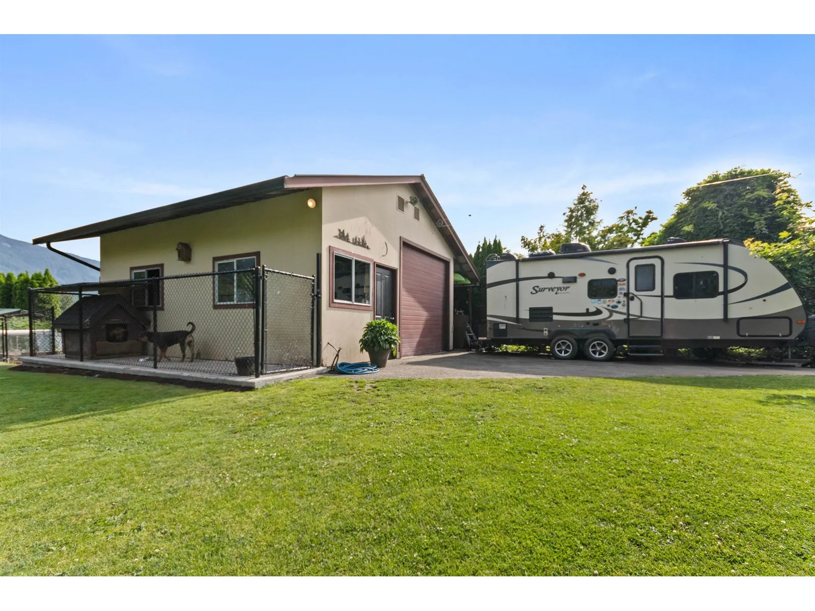 50590 YALE ROAD|Rosedale