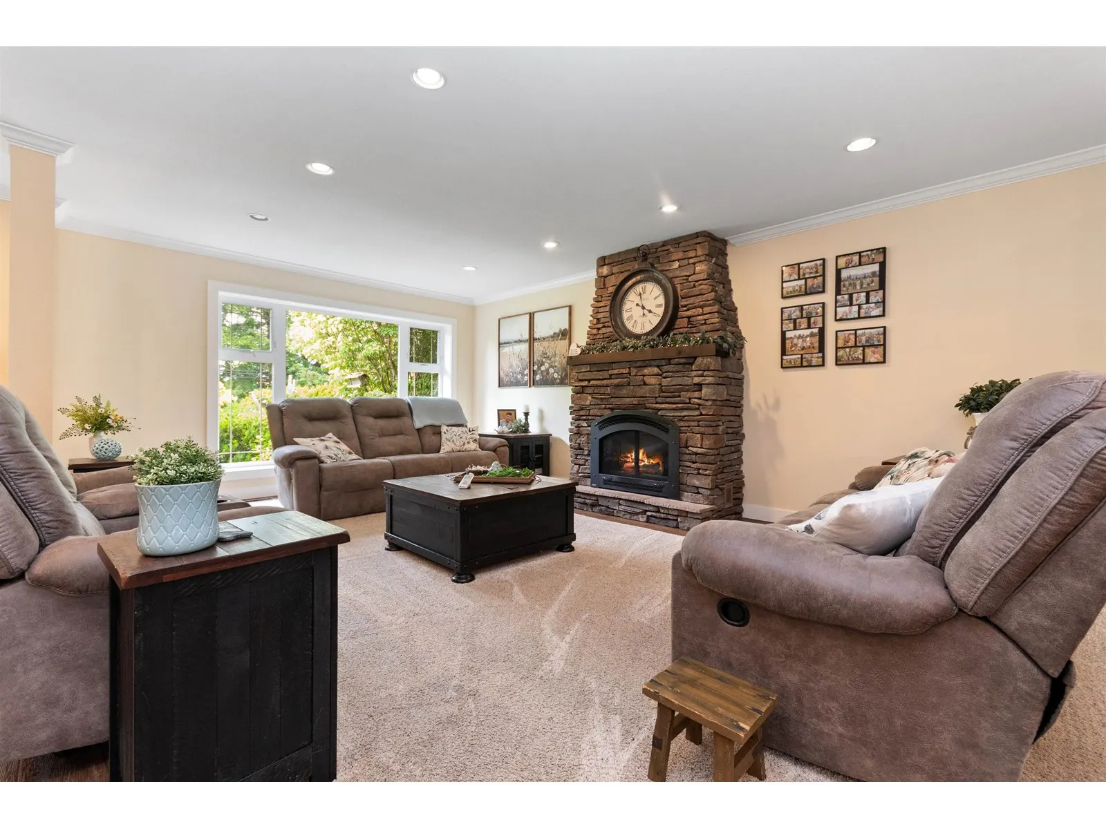 50590 YALE ROAD|Rosedale