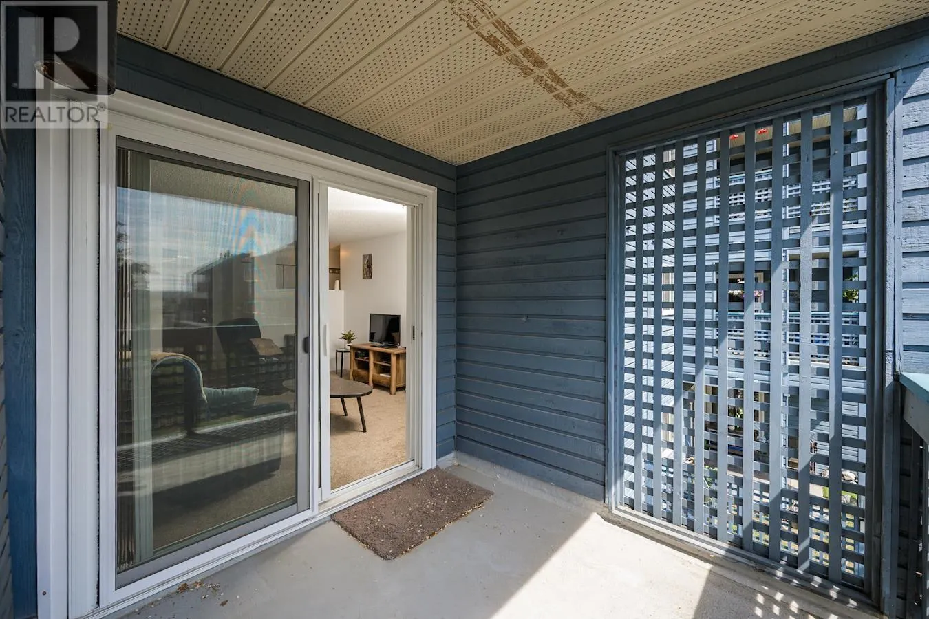 211 3033 OSPIKA BOULEVARD