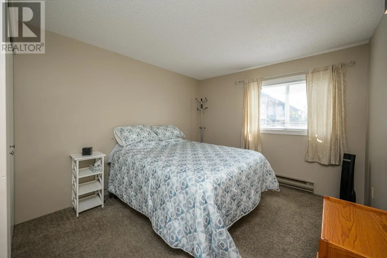 211 3033 OSPIKA BOULEVARD