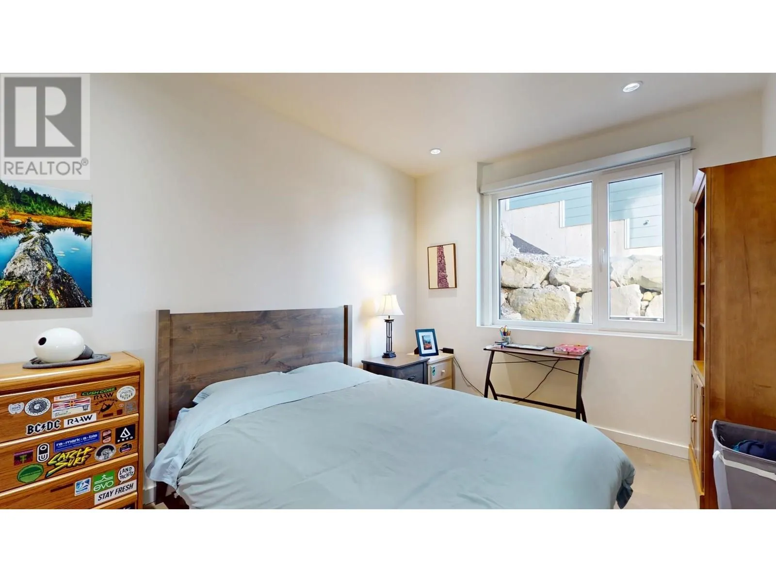 41160 ROCKRIDGE PLACE