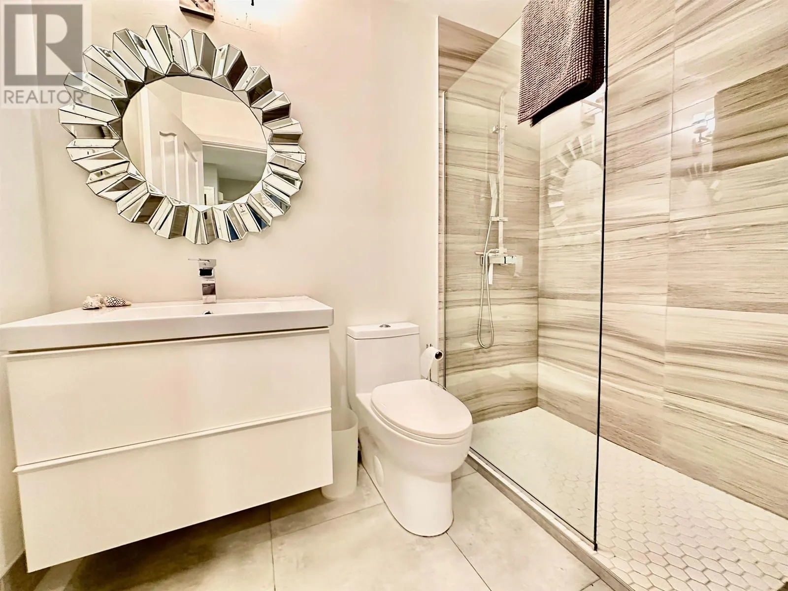 D 136 W 4TH STREET