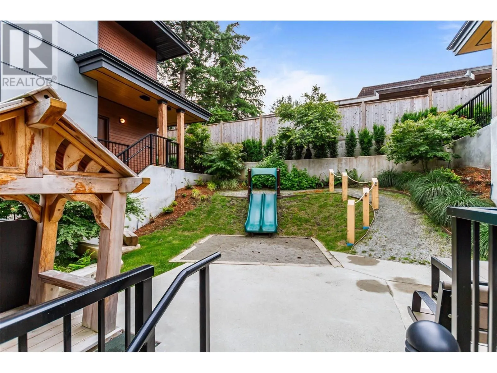 19 50 SEAVIEW DRIVE