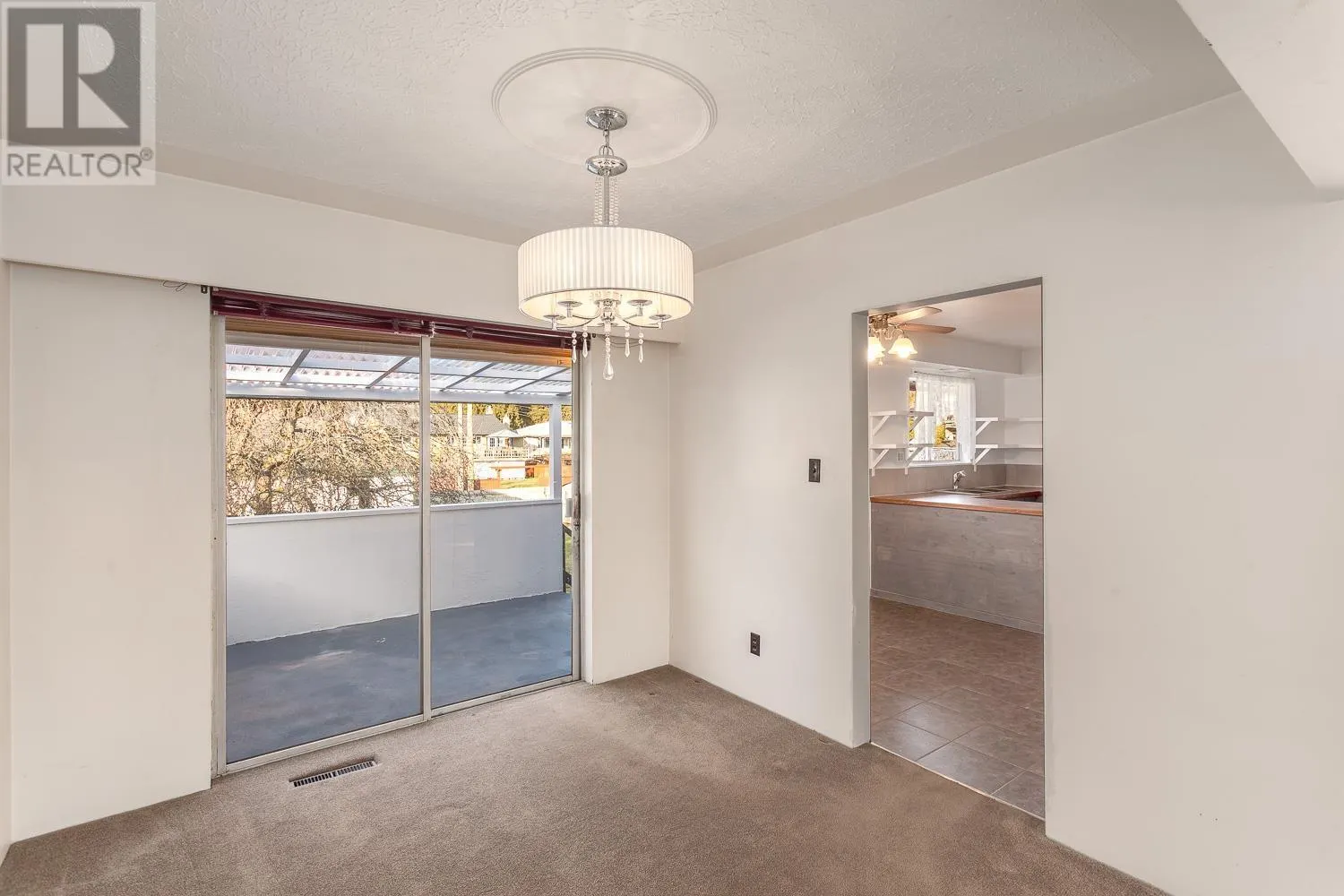 342 E 18TH STREET