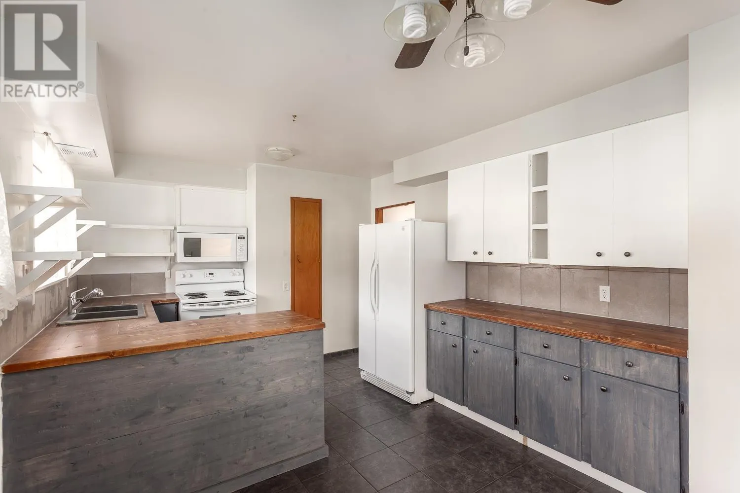 342 E 18TH STREET