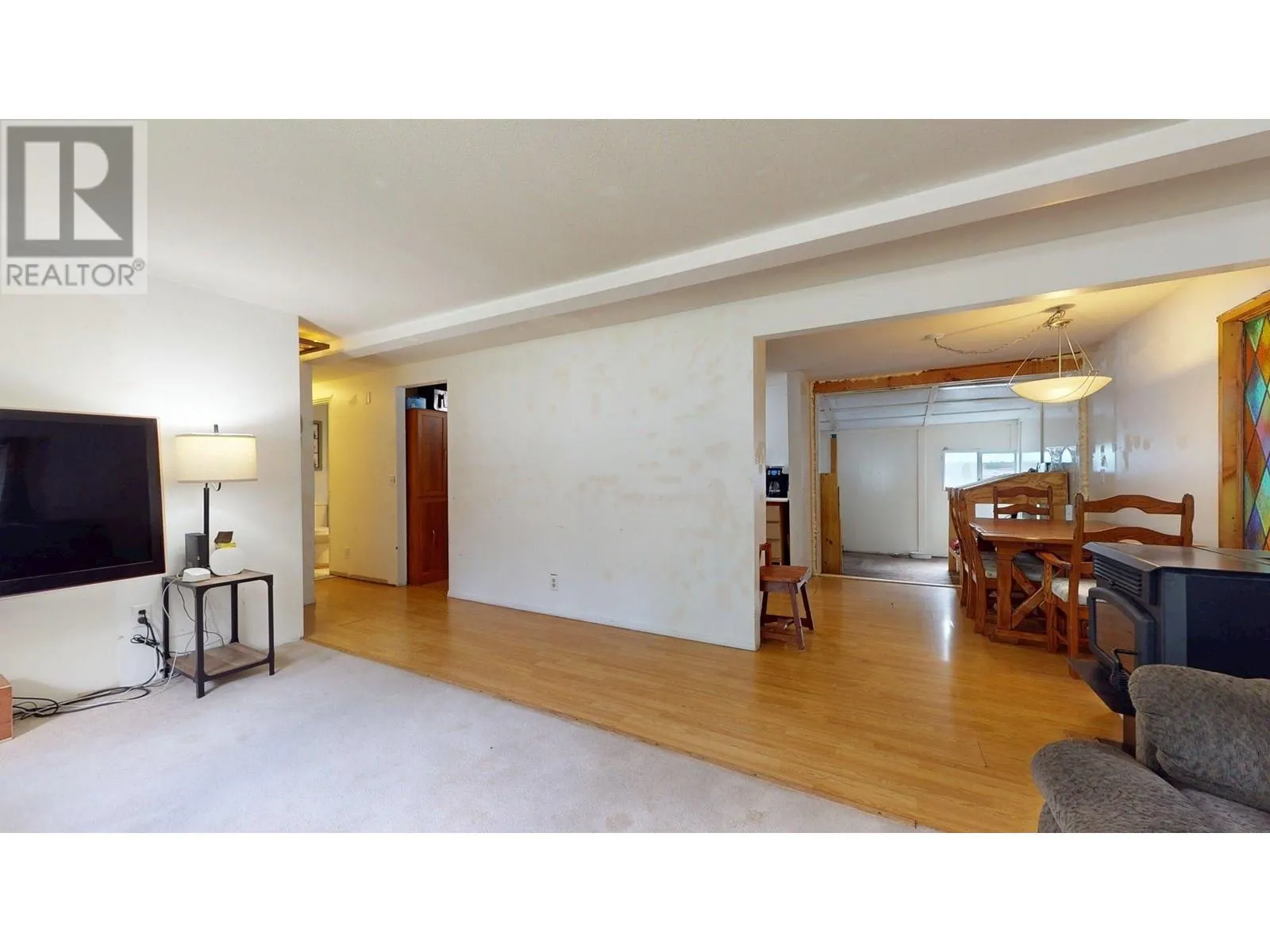 144 1830 MAMQUAM ROAD