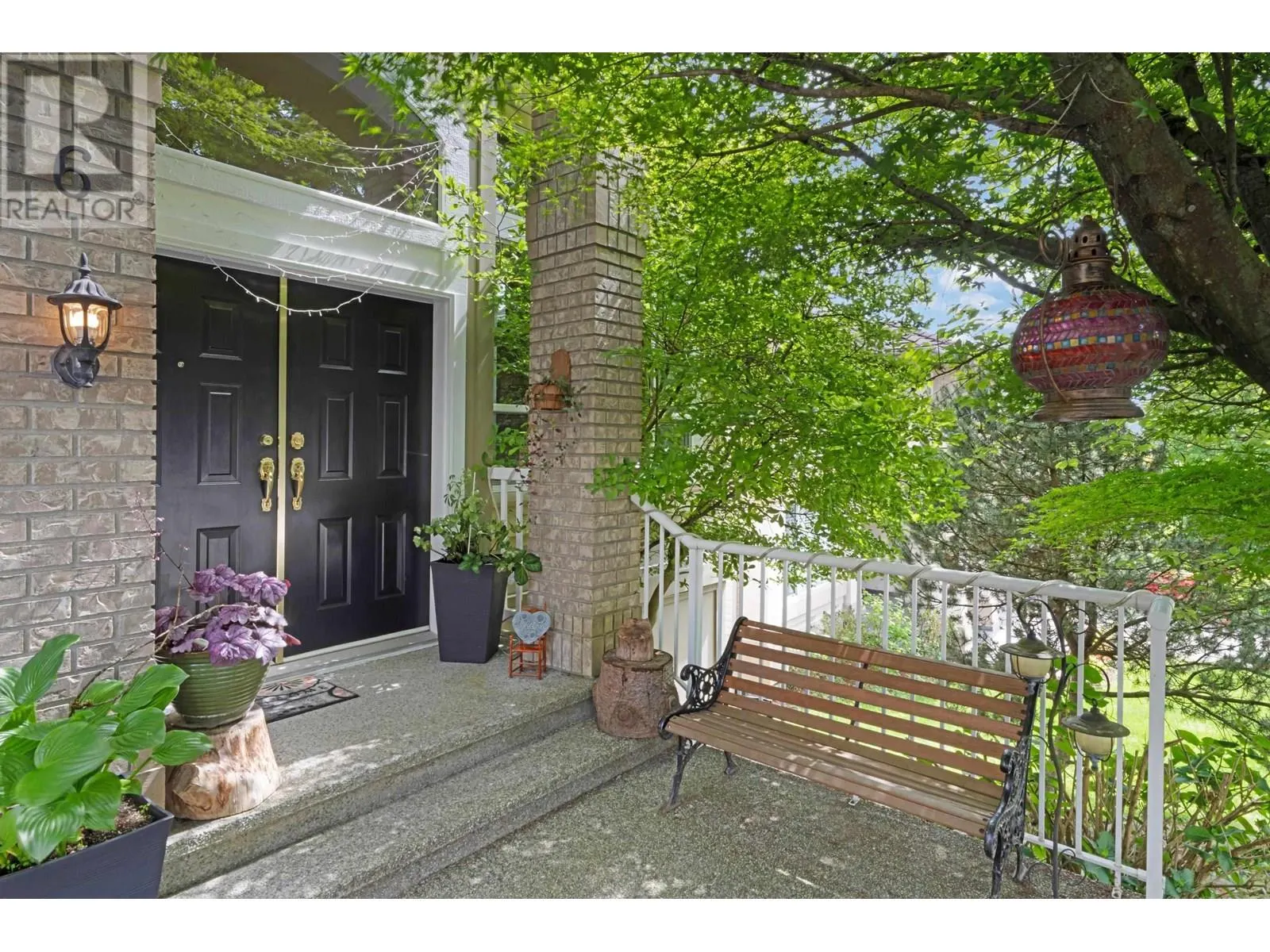 6 LINDEN STREET