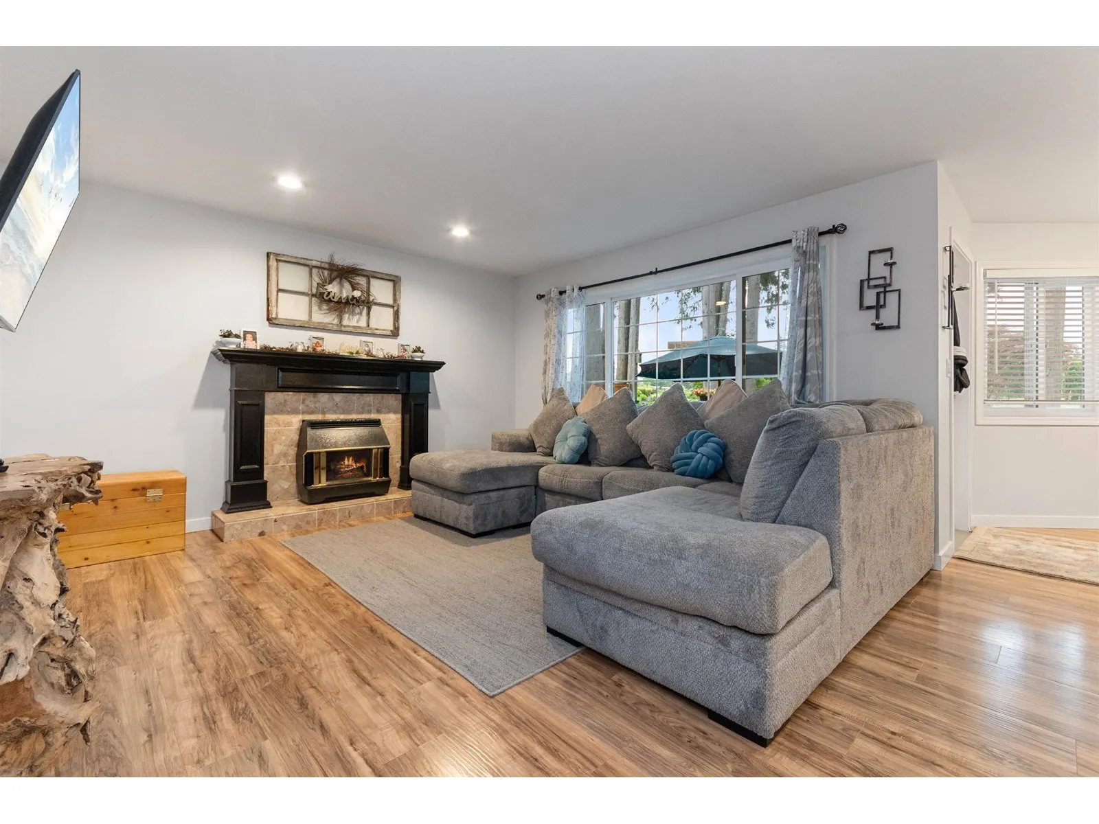 10030 SUSSEX DRIVE|Rosedale