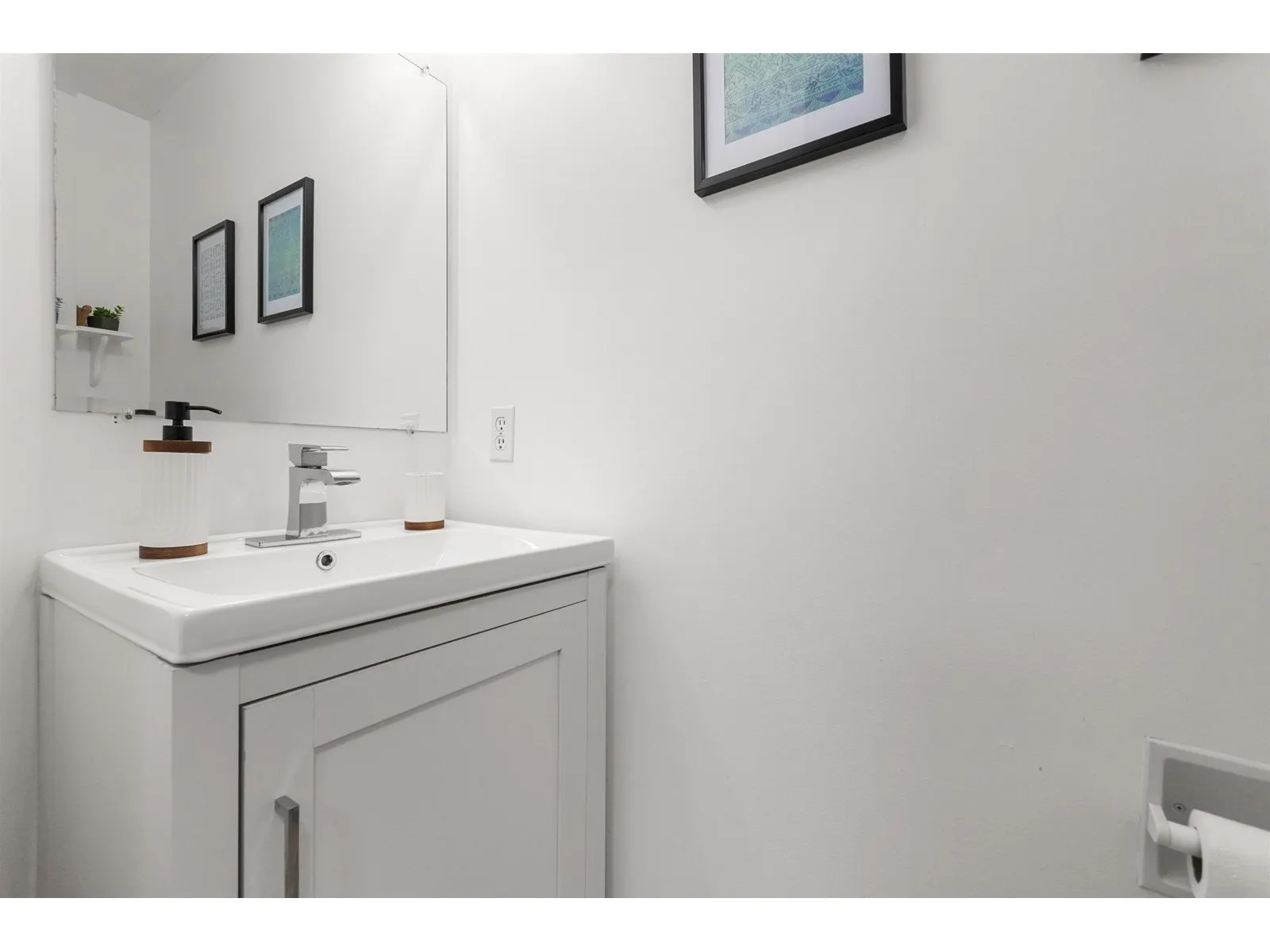 10030 SUSSEX DRIVE|Rosedale