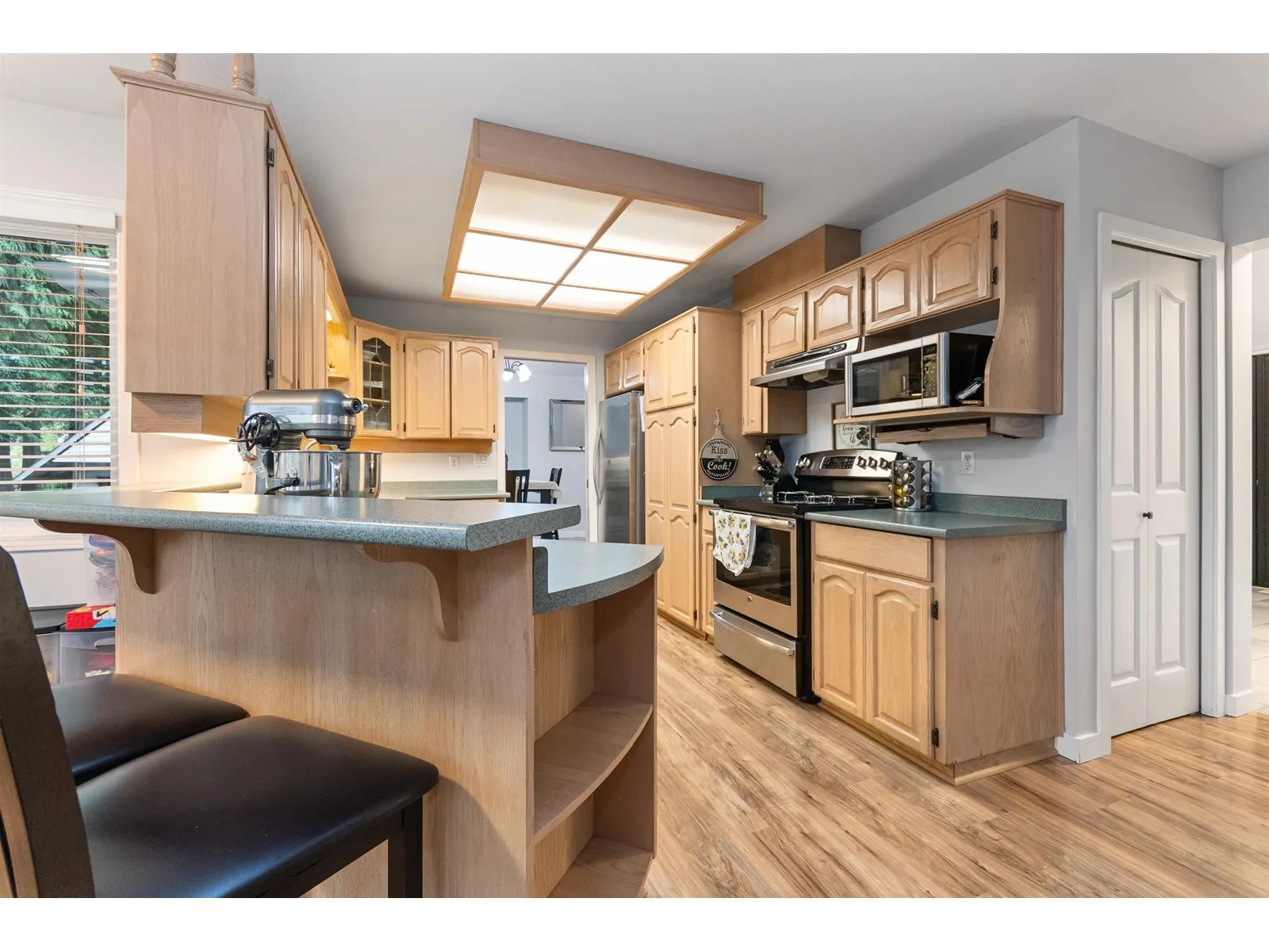 10030 SUSSEX DRIVE|Rosedale
