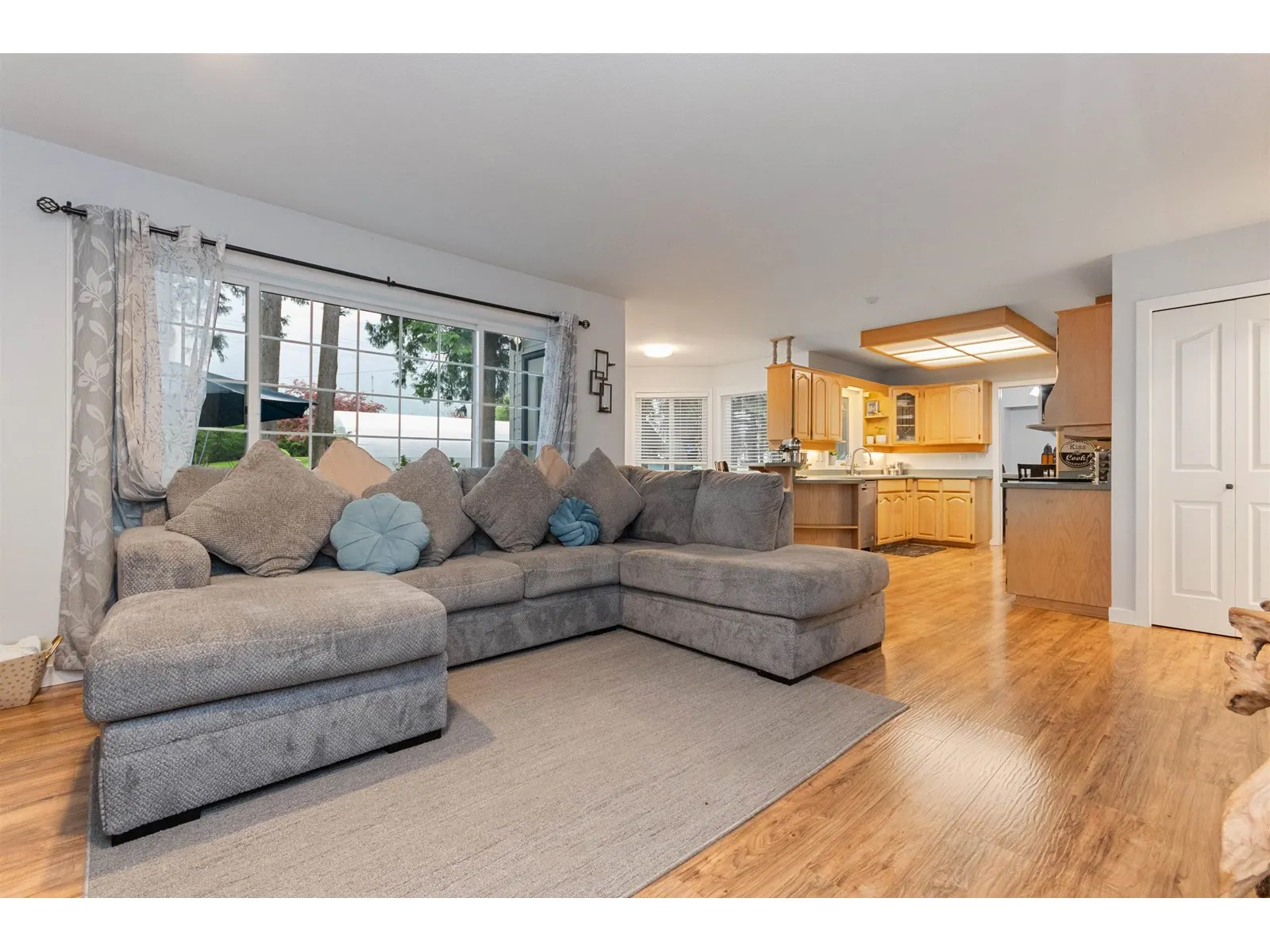 10030 SUSSEX DRIVE|Rosedale