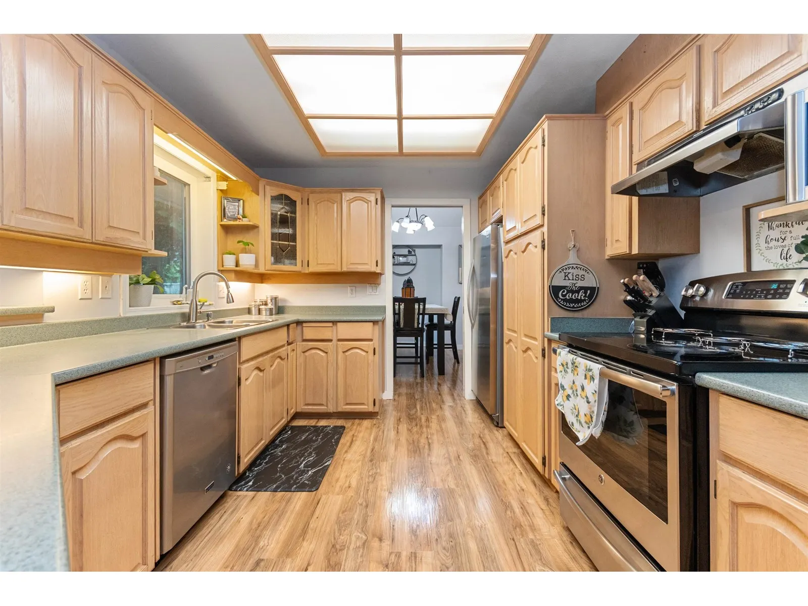 10030 SUSSEX DRIVE|Rosedale