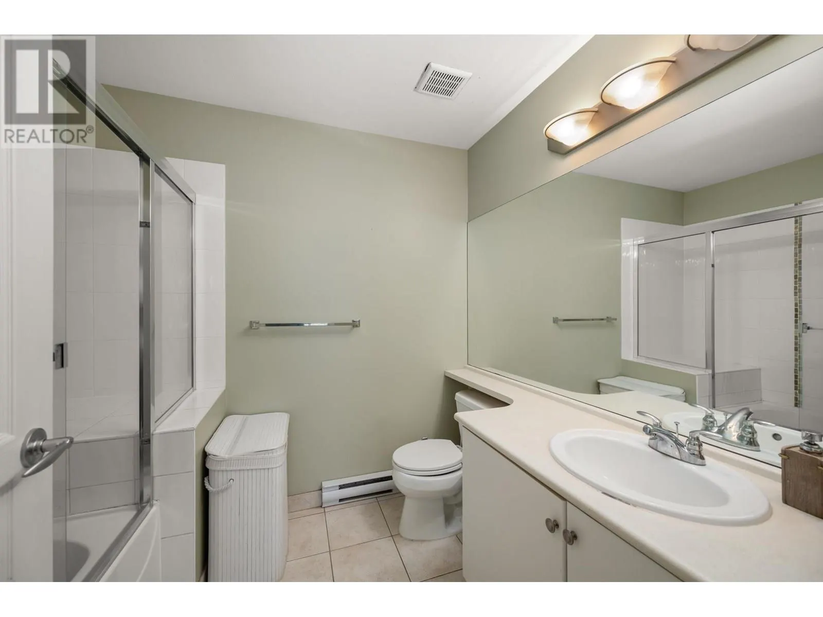1 1075 LYNN VALLEY ROAD