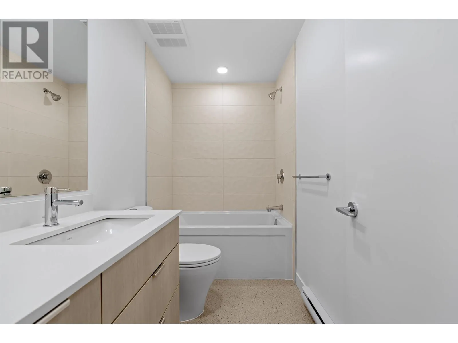 410 2499 RABBIT DRIVE
