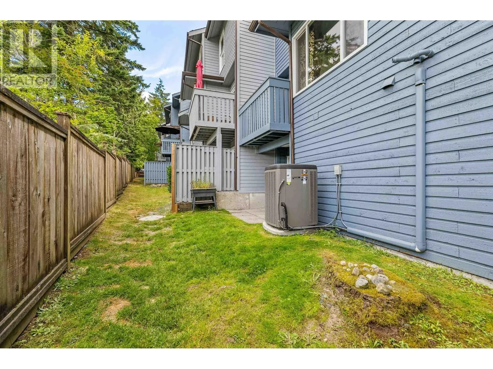 424 LEHMAN PLACE