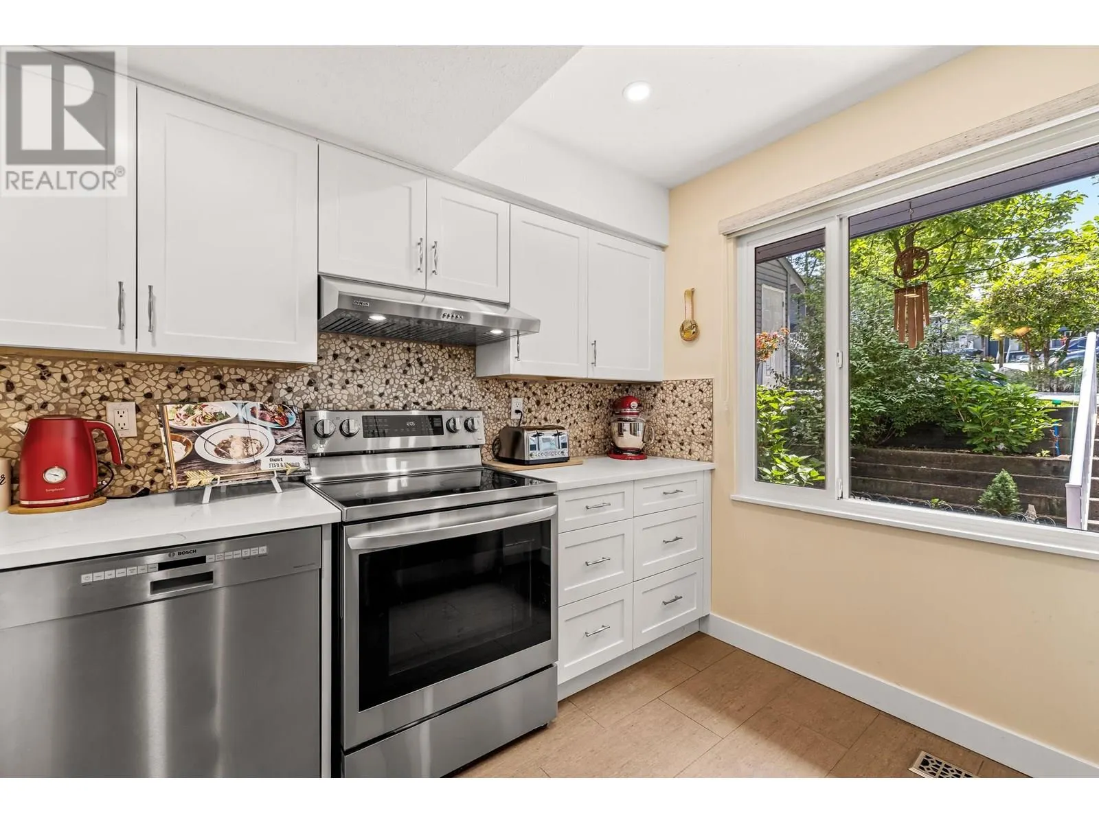 424 LEHMAN PLACE