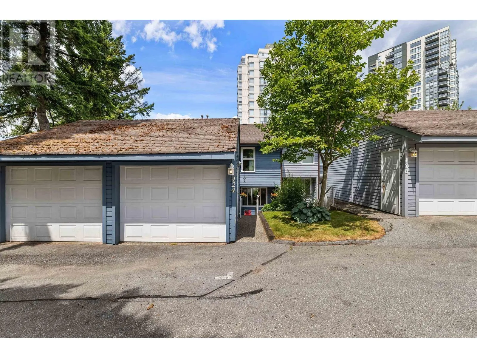 424 LEHMAN PLACE