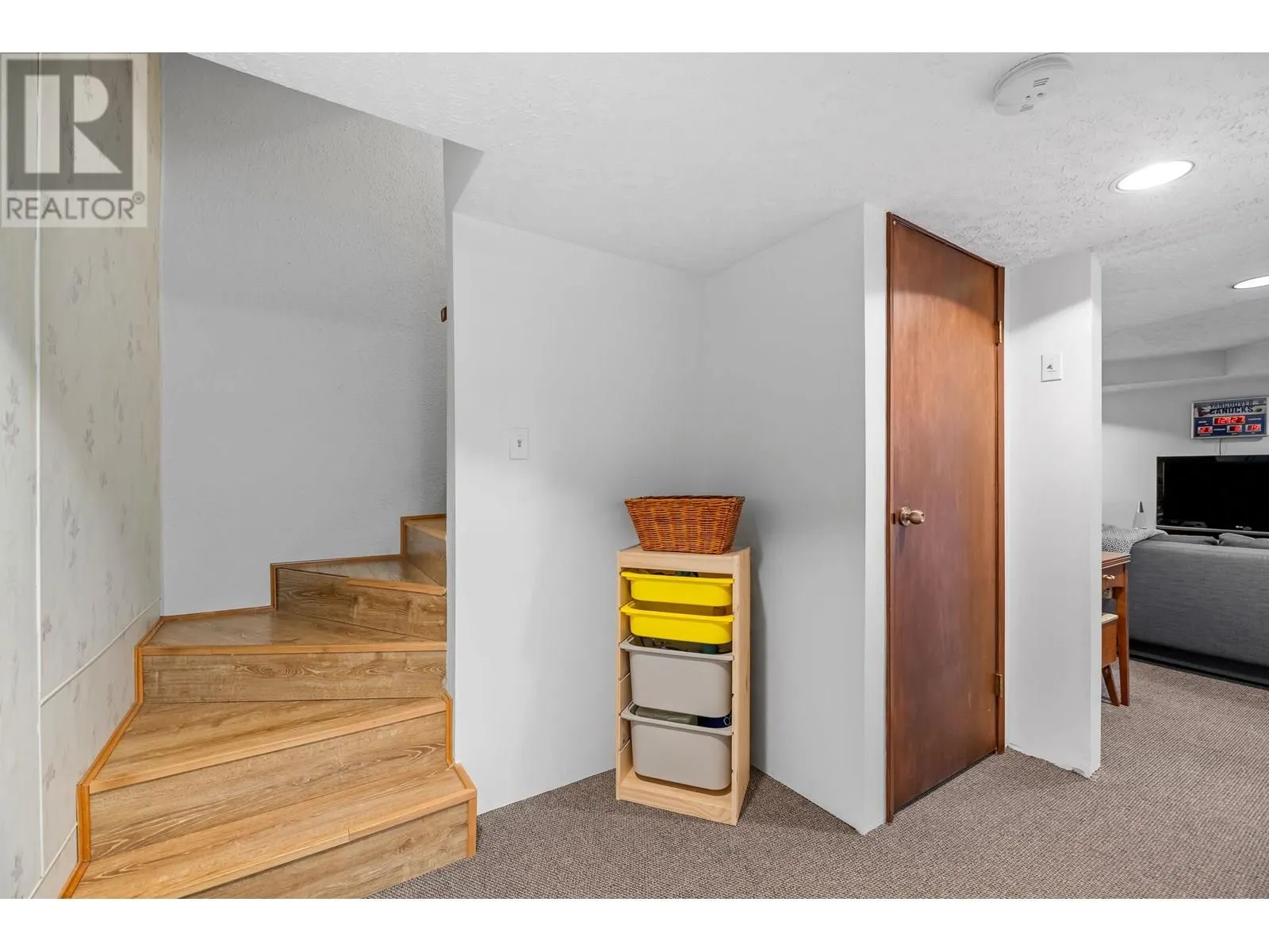 424 LEHMAN PLACE