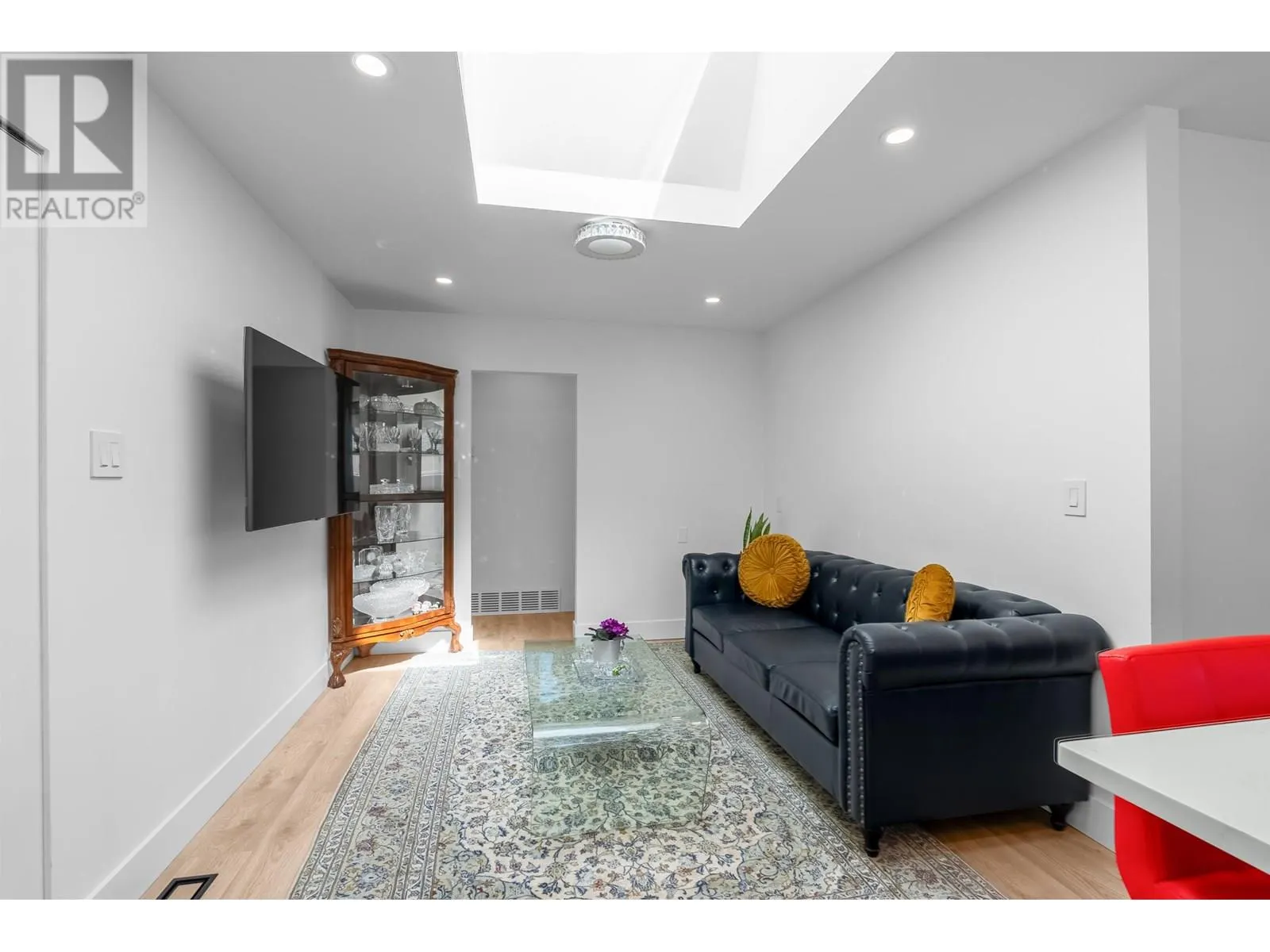 1286 WELLINGTON DRIVE