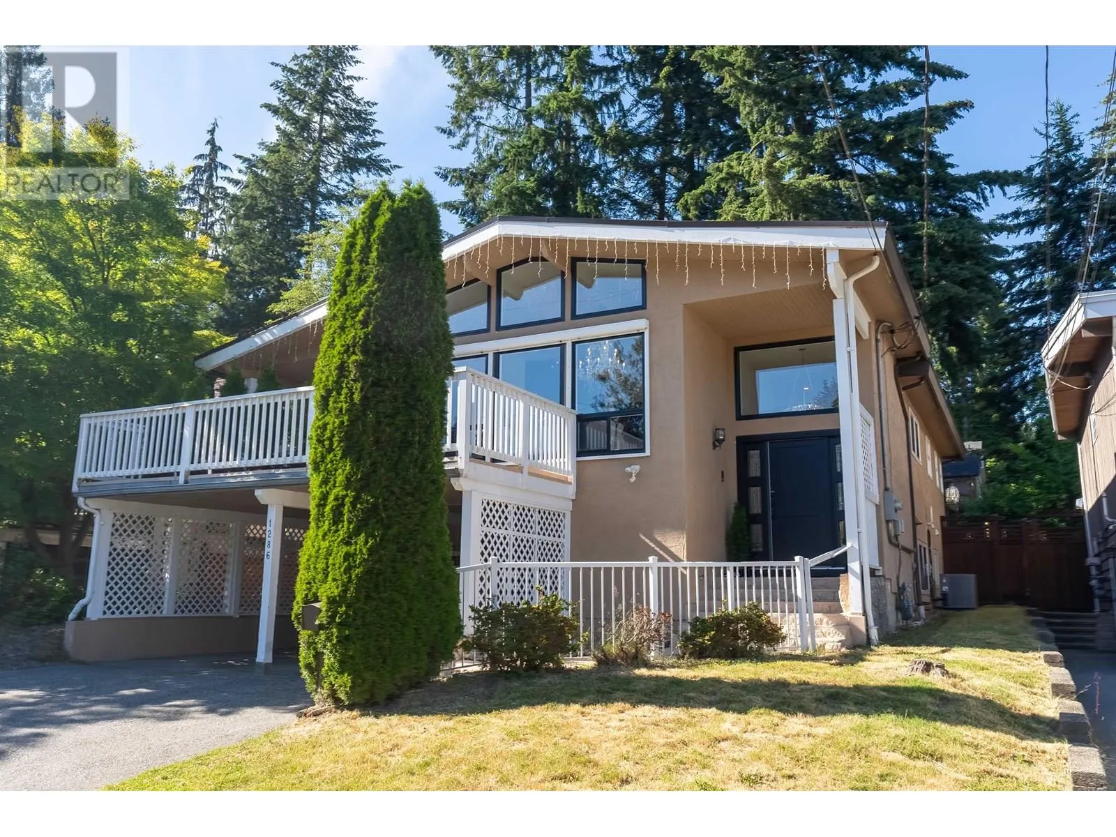 1286 WELLINGTON DRIVE