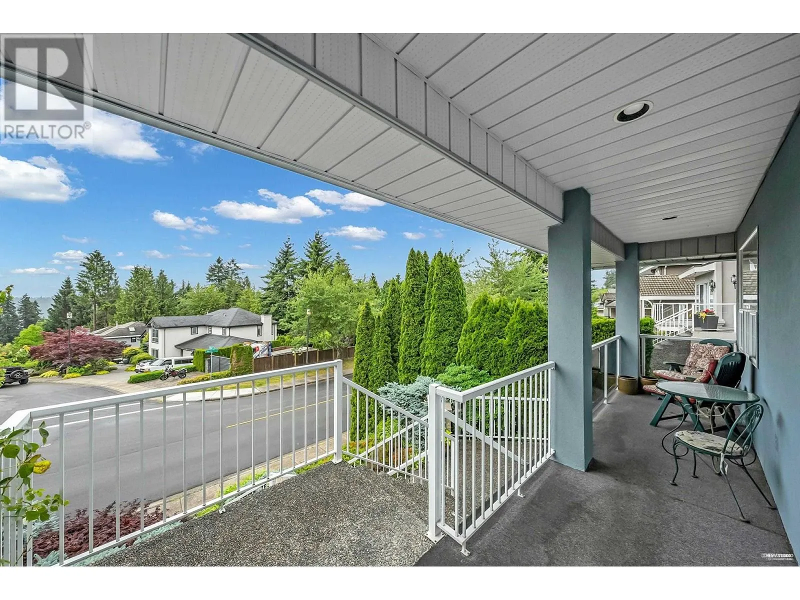 116 RAVINE DRIVE
