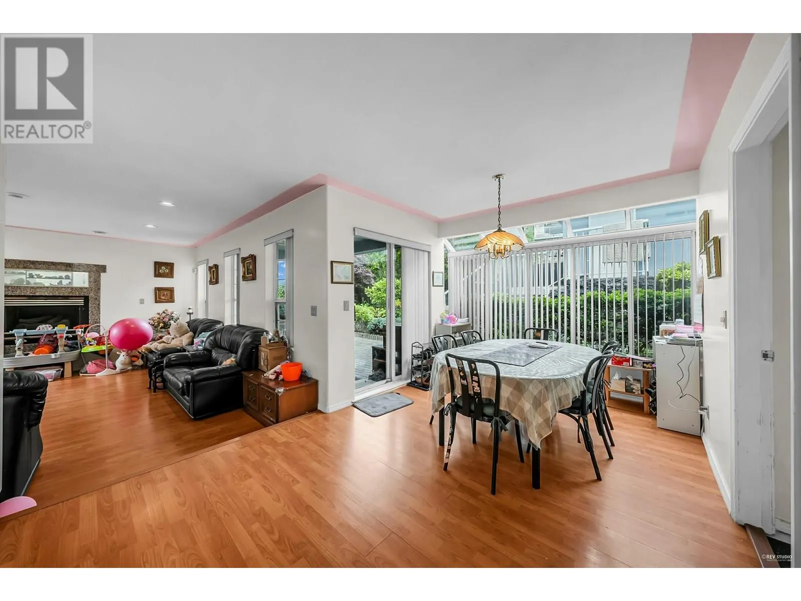 116 RAVINE DRIVE