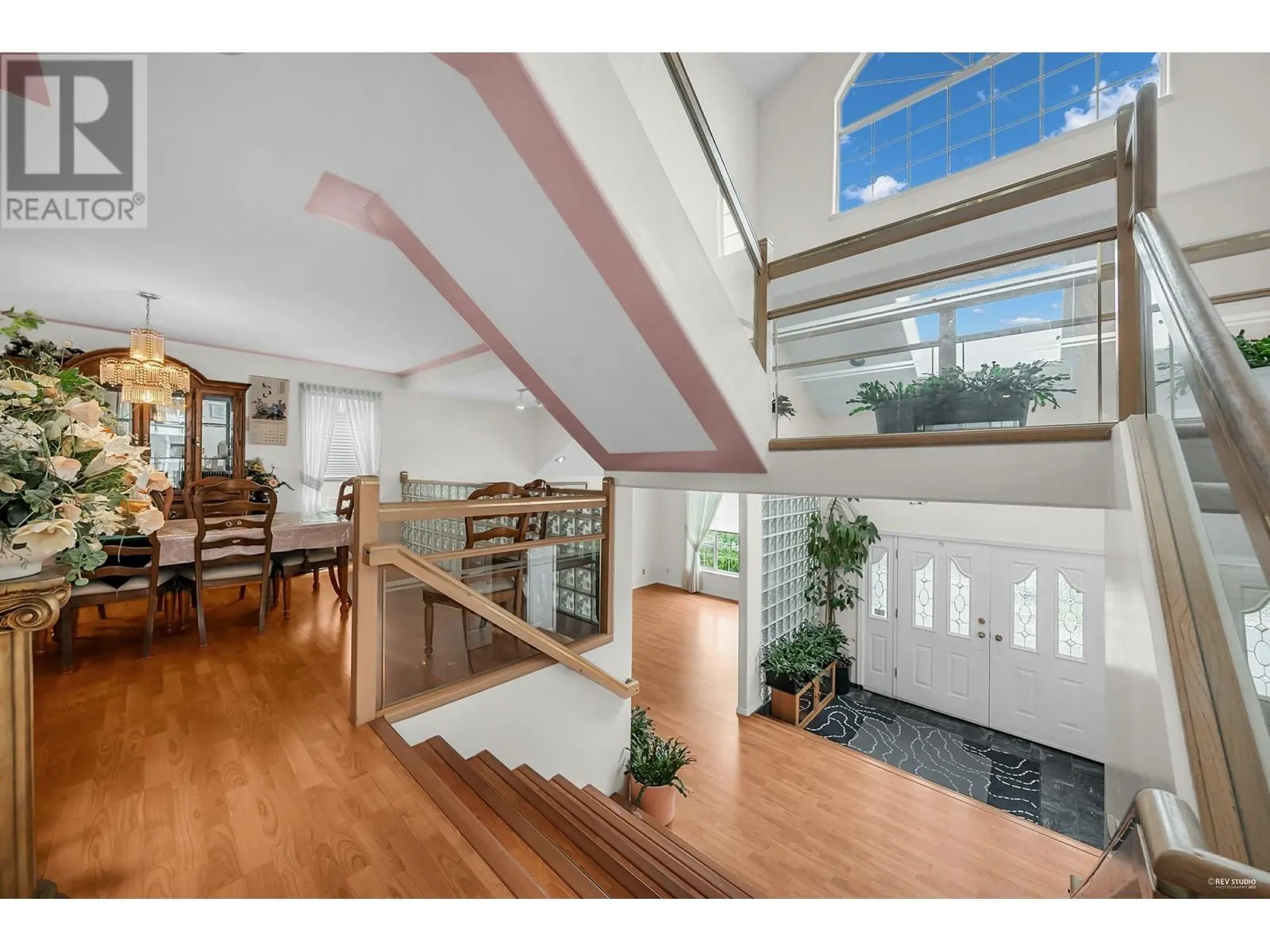 116 RAVINE DRIVE