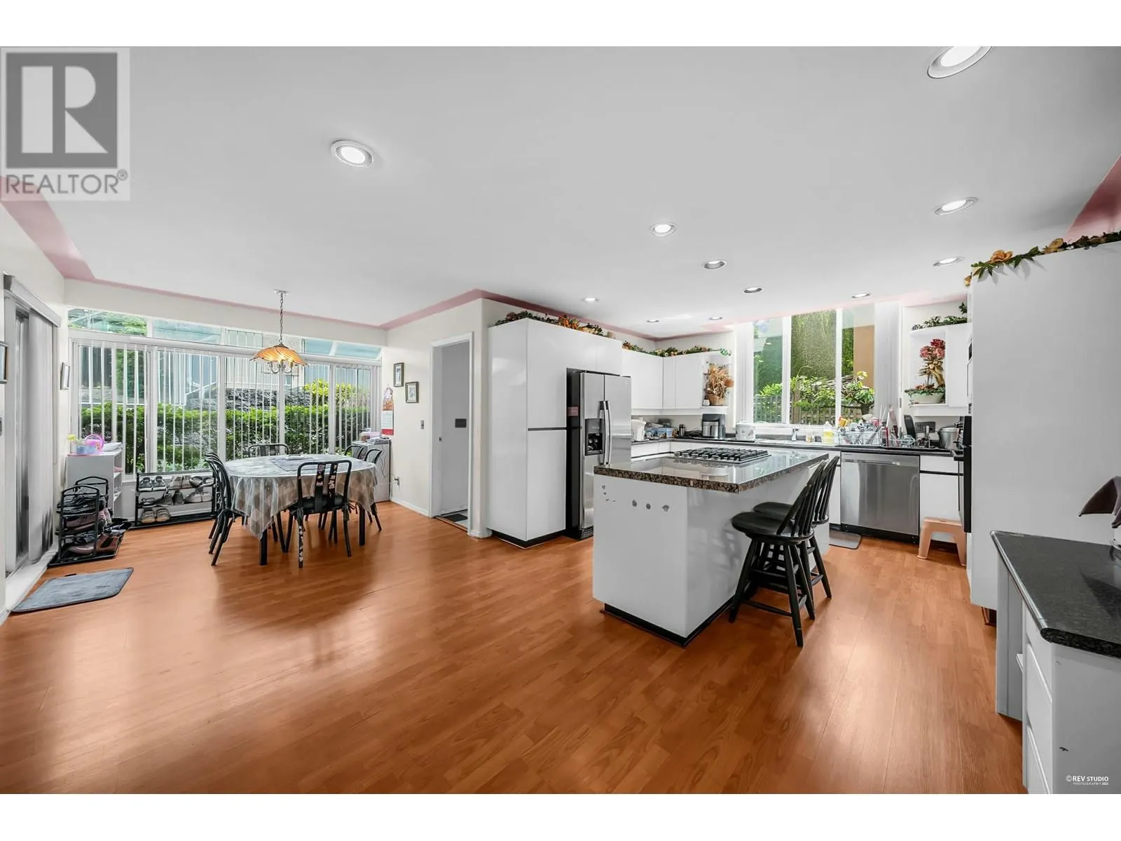 116 RAVINE DRIVE