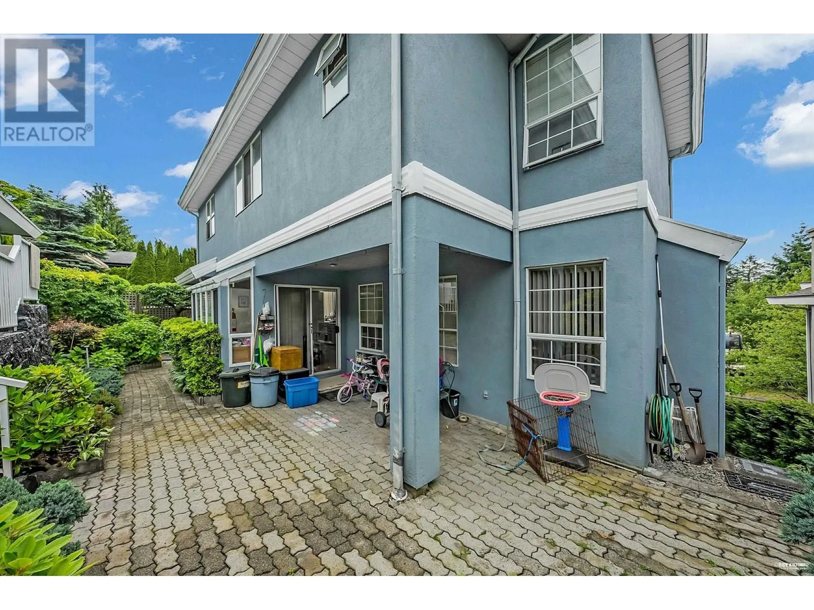 116 RAVINE DRIVE