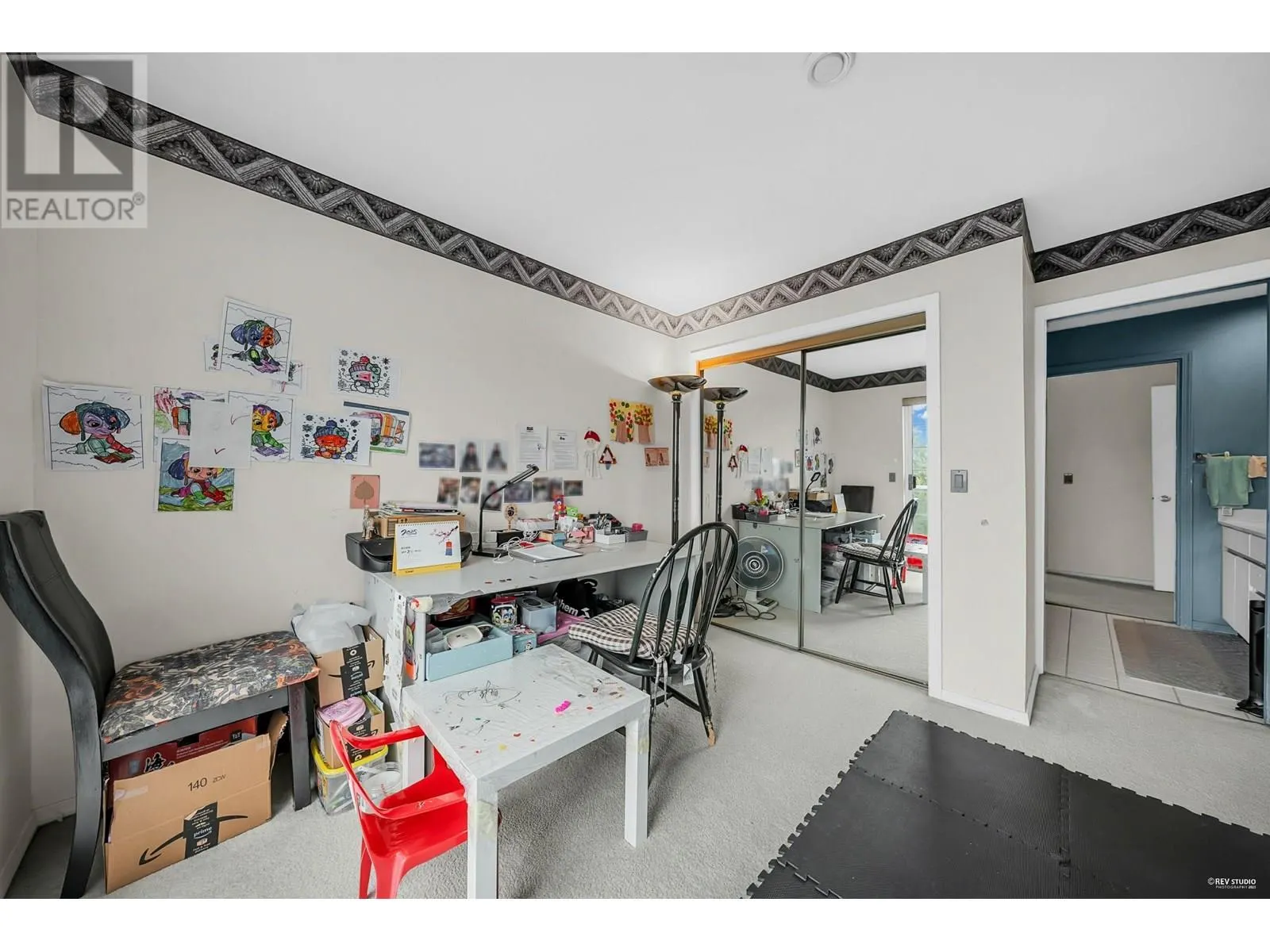 116 RAVINE DRIVE