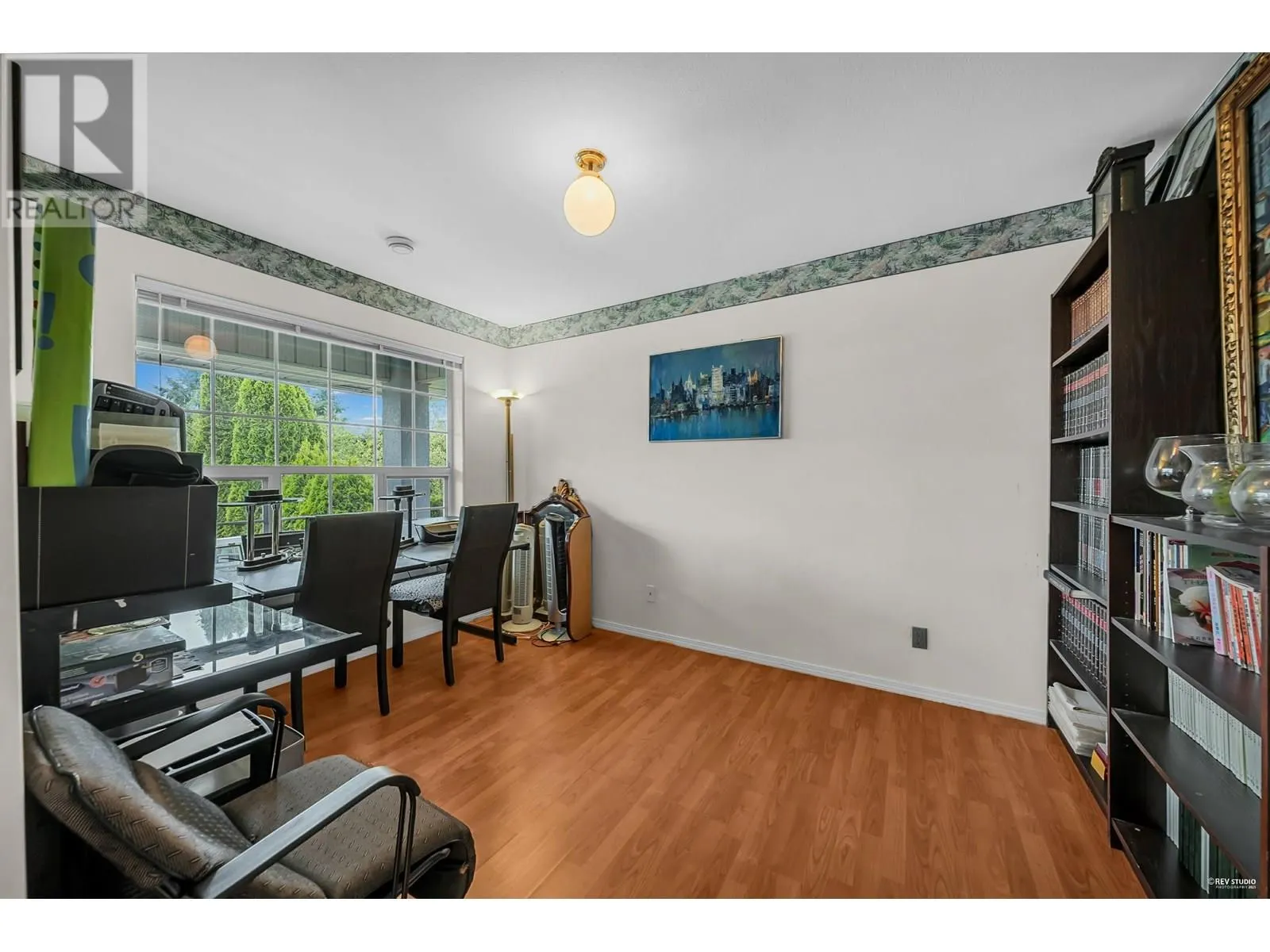 116 RAVINE DRIVE