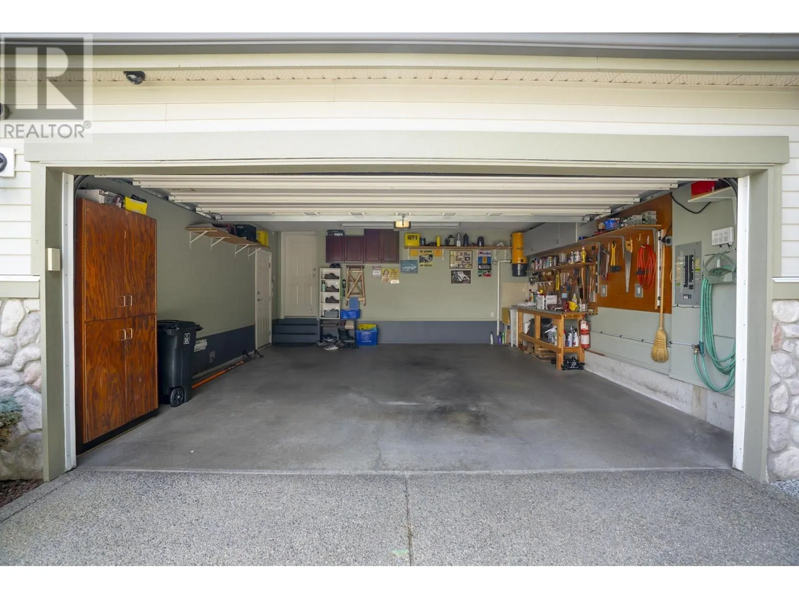 141 19639 MEADOW GARDENS WAY